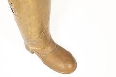 Paraguasero francés del siglo XIX, de latón, con forma de bota de montar