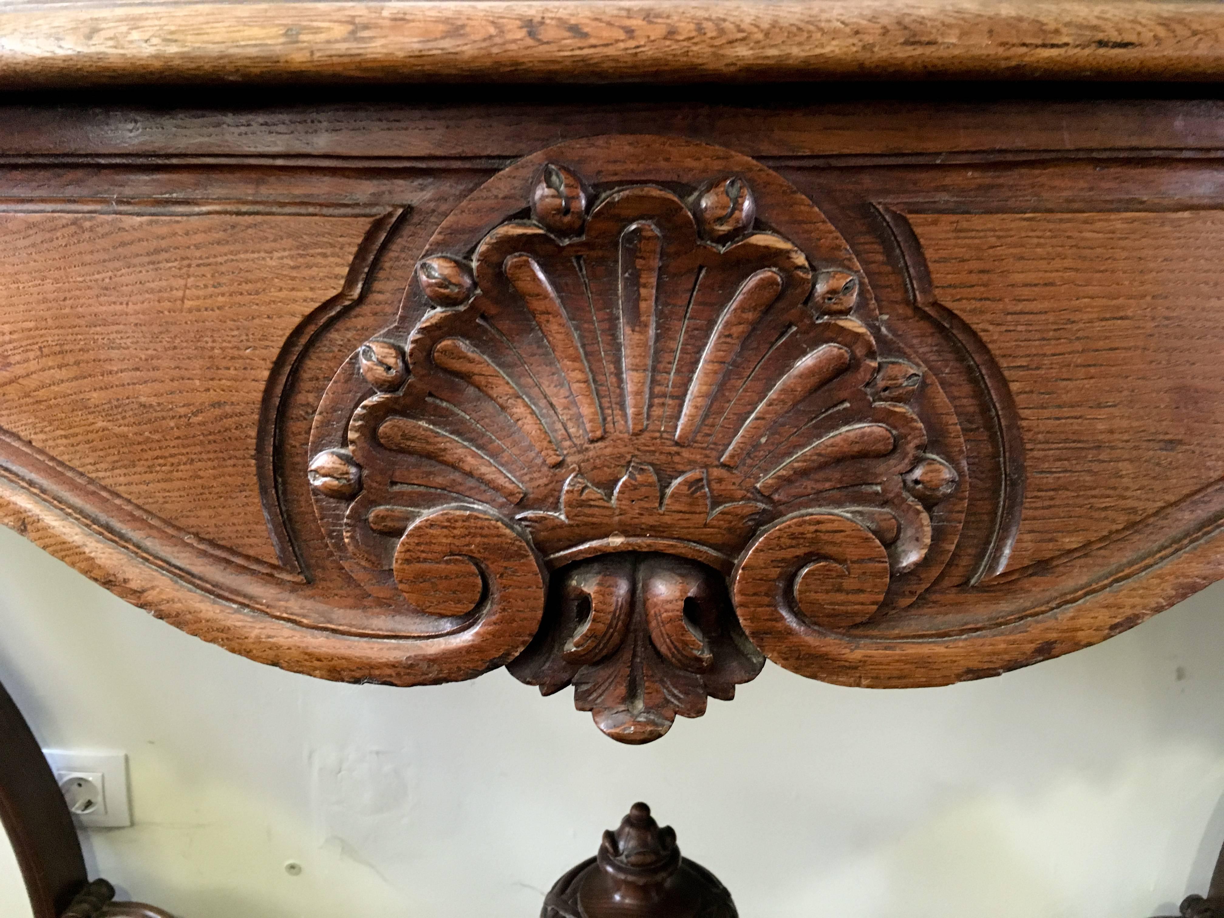 19th Century French Hand Carved Walnut Regence Style Console In Good Condition For Sale In Sofia, BG