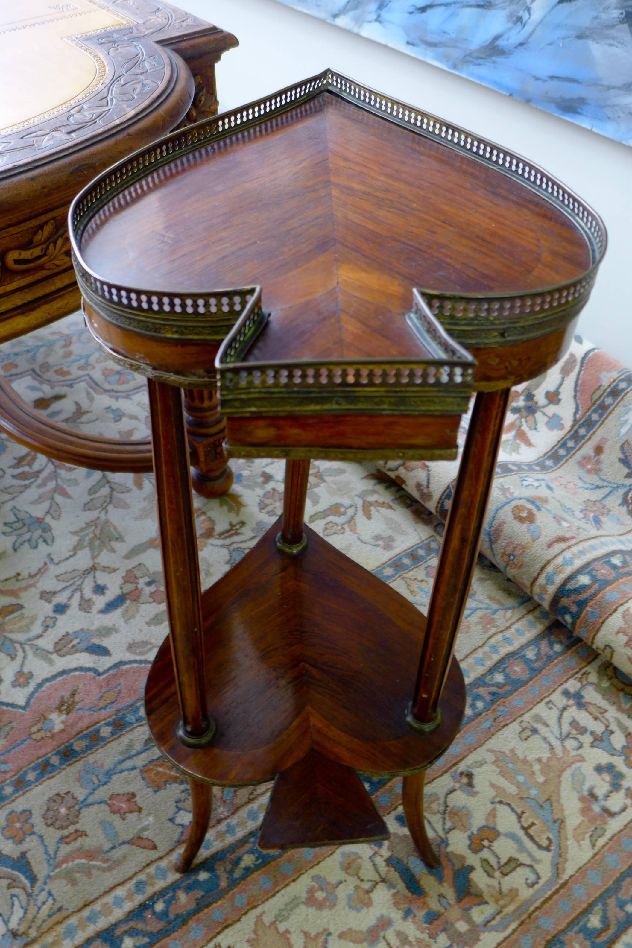 19th Century Spade Shape Tripod Side Table In Good Condition In Sofia, BG
