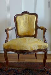 Poltrona francese del XIX secolo in stile Luigi XV