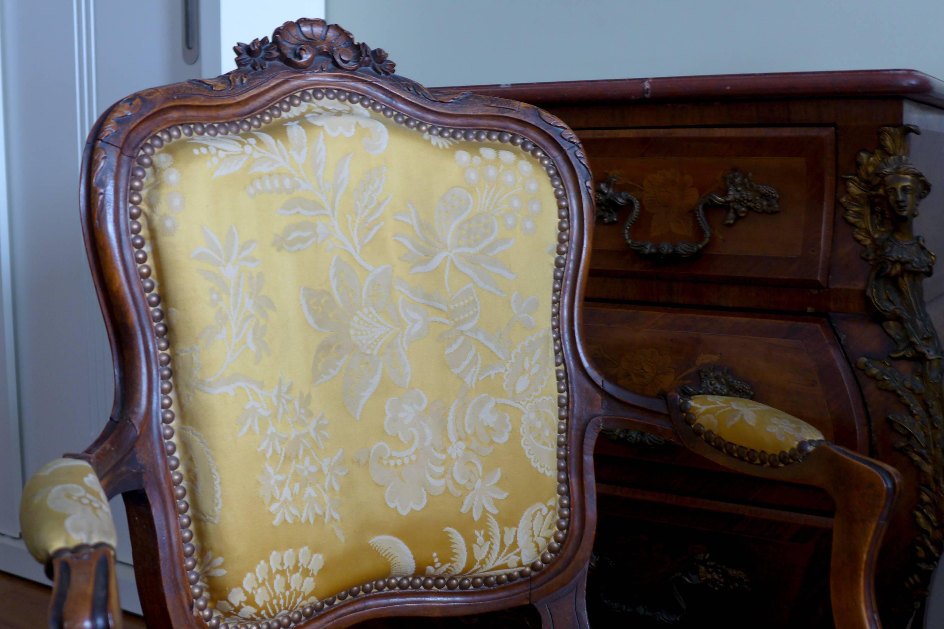 Walnut 19th Century French Armchair in Louis XV Style For Sale