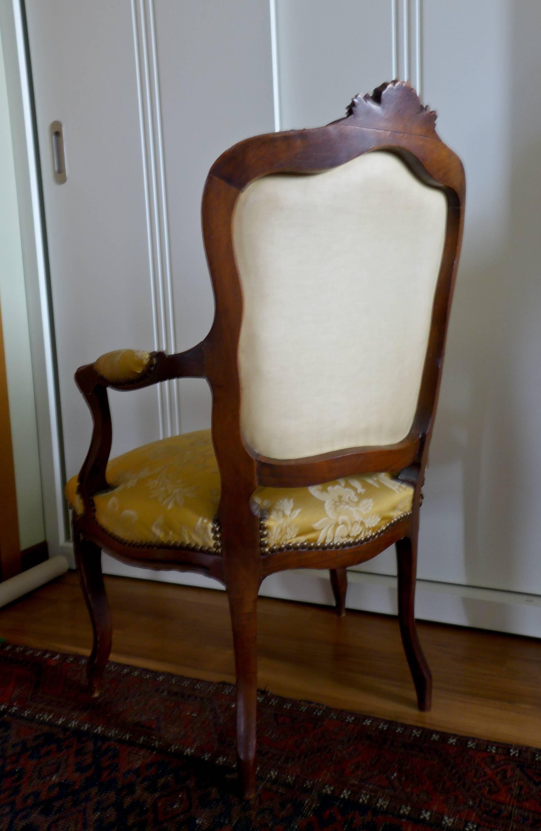 19th Century French Armchair in Louis XV Style For Sale 2