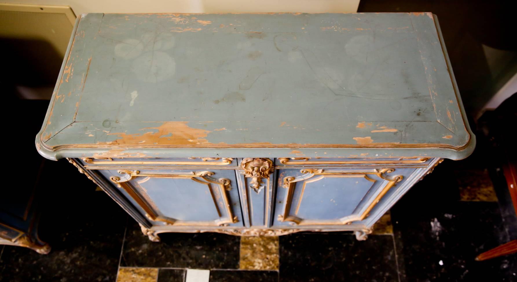 19th Century French Hand-Painted Cabinet in Louis XV Style 1
