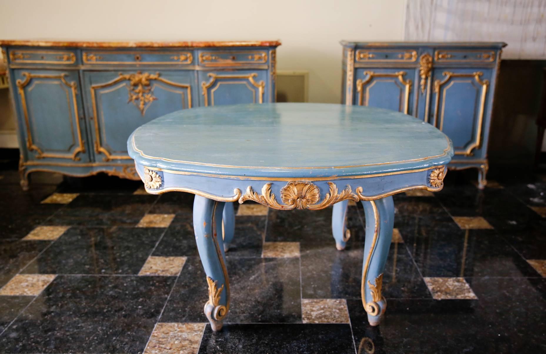 Louis XV 19th Century Antique French Oval Hand Carved Extending Table in Painted Wood For Sale