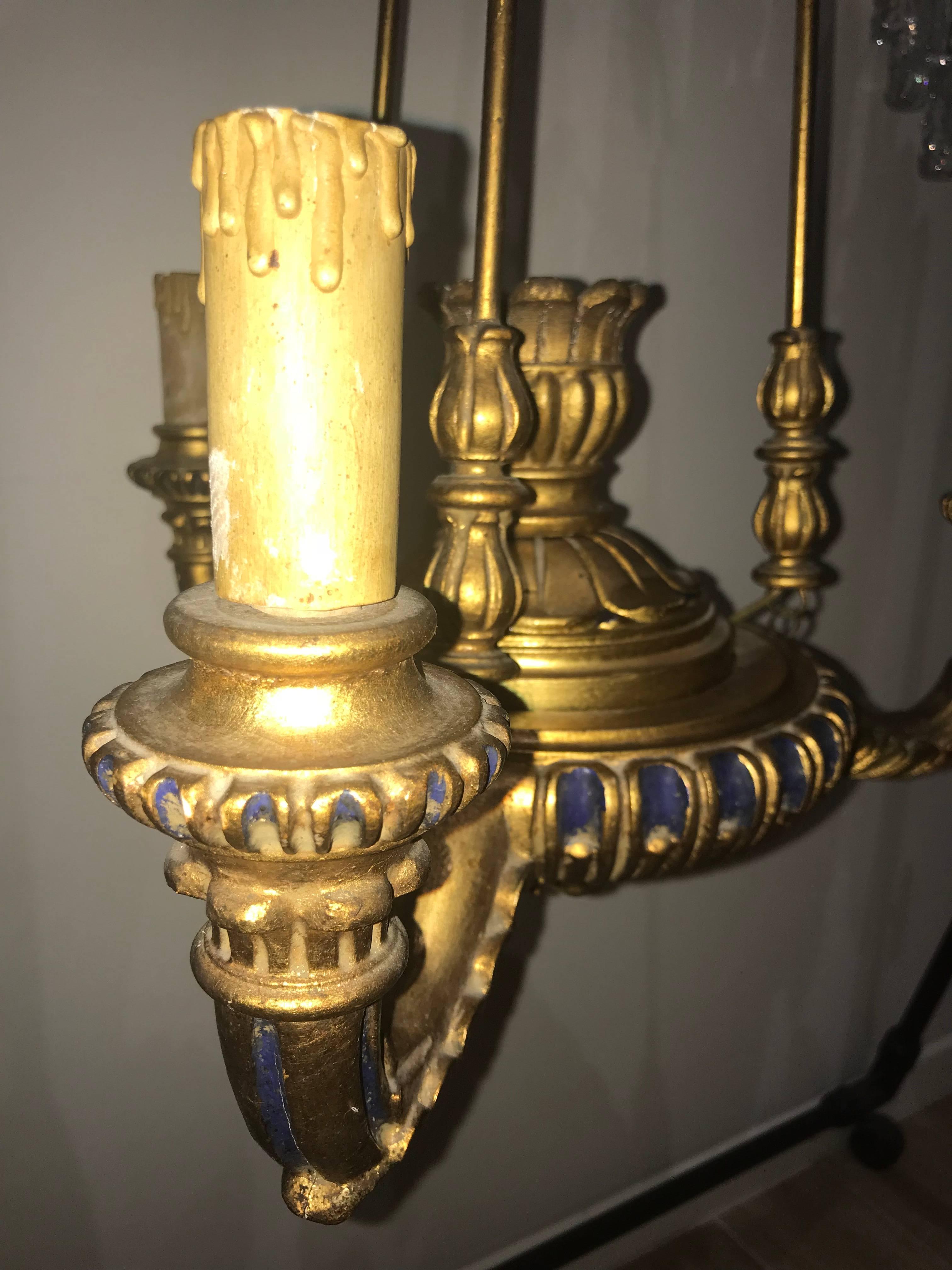 Carved Giltwood Tuscan Chandelier, 19th Century In Excellent Condition In Sofia, BG