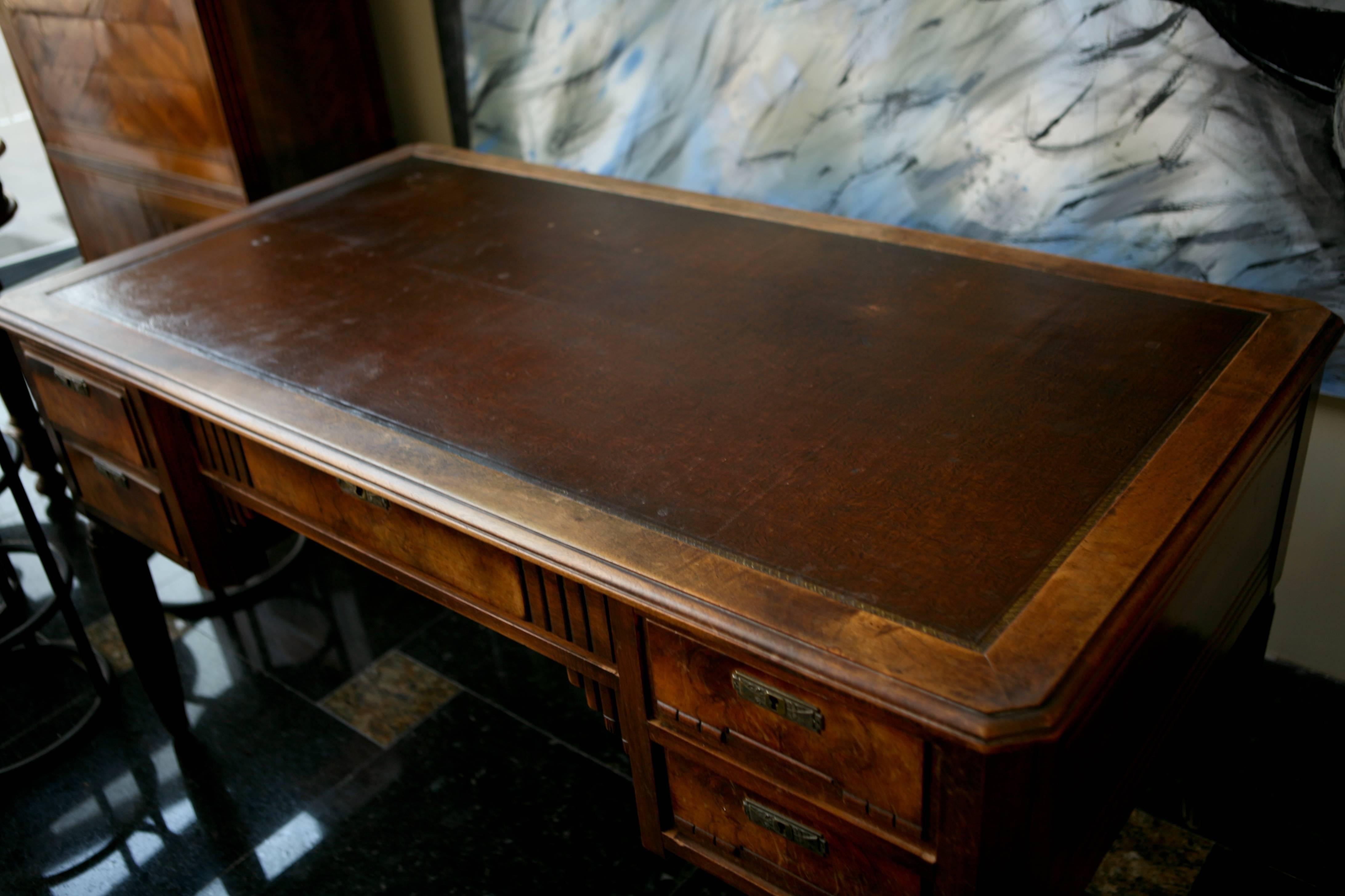 French Art Deco Desk with Brown Leather Plate In Good Condition In Sofia, BG