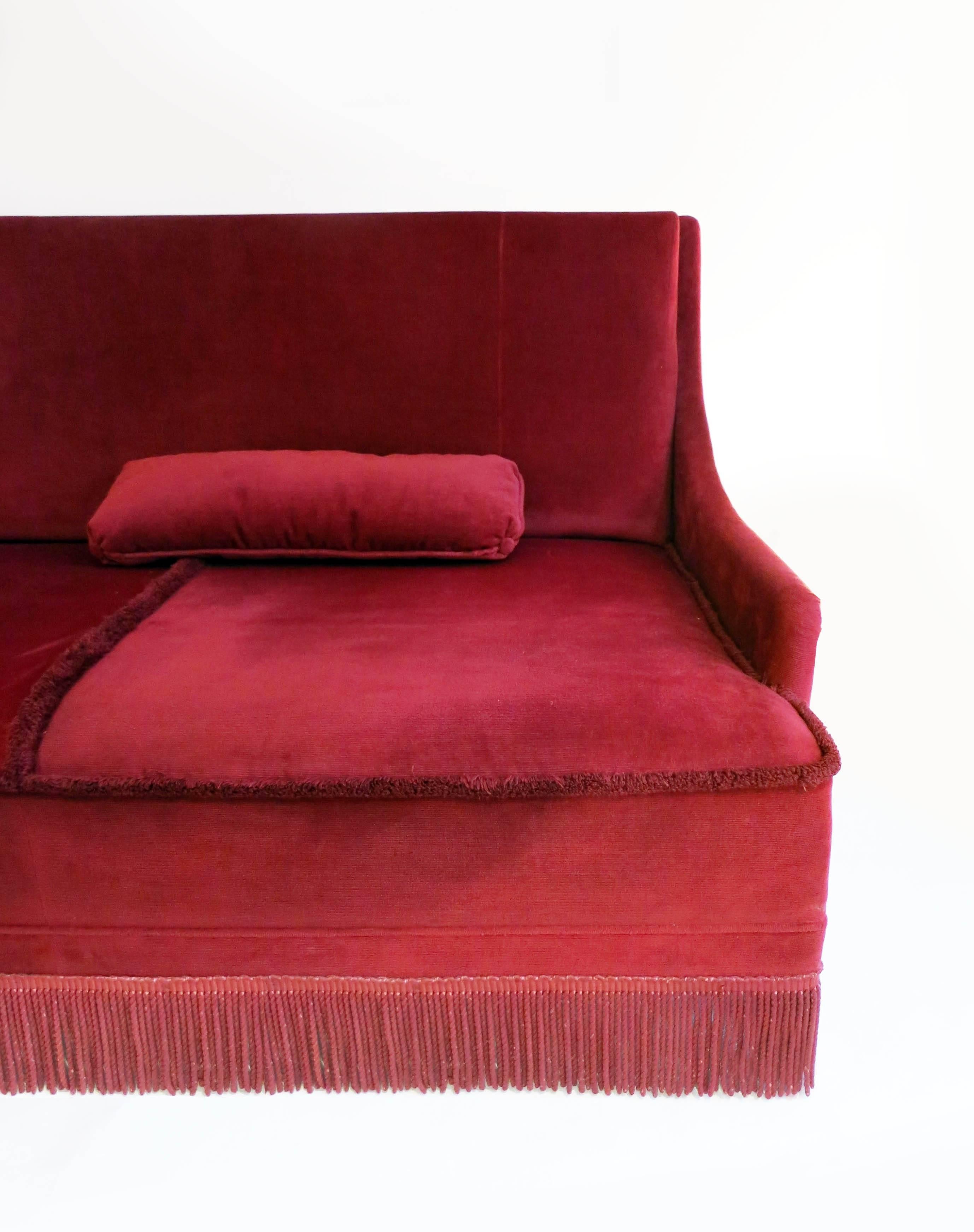 Huge sofa by Andre Arbus made on order for a private house, south of France.
Upholstery in perfect condition with the original red velvet.