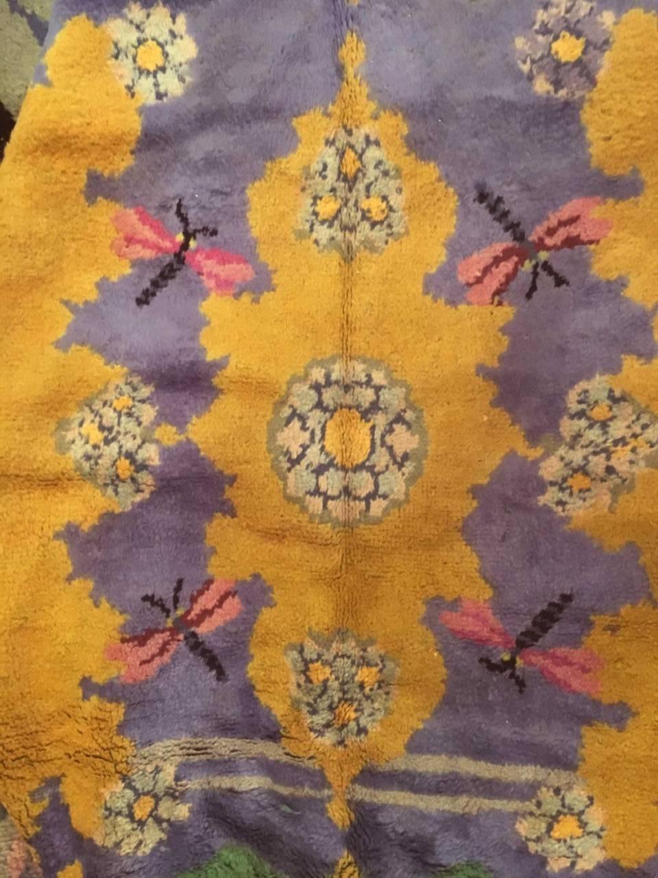 Very beautiful and rare carpet signed by Jean-Georges Beaumont (1895-1978), Art Deco period, circa 1925.
Artist and creator of French textile art. Between 1919 and 1939, Beaumont worked for the workshop La Maîtrise and exhibited his works in