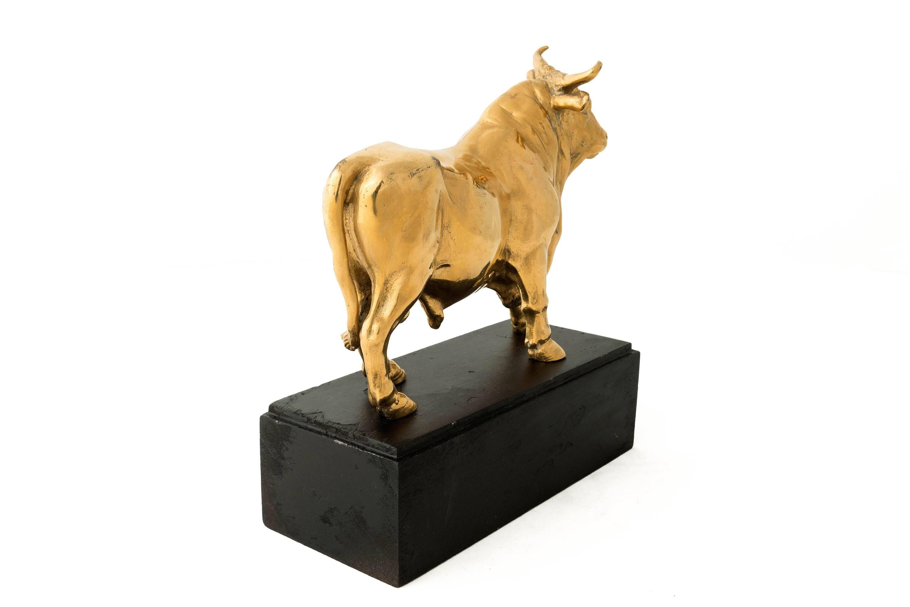 Late 17th Century Italian Renaissance Gilt Bronze Sculpture of a Bull For Sale