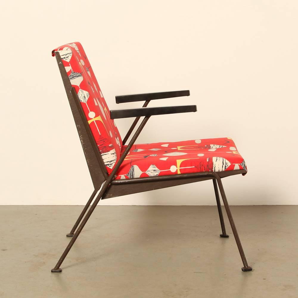 Rietveld Oase chair with new upholstery

name: Oase
designer: W. Rietveld
manufacturer: Ahrend / Cirkel, Amsterdam the Netherlands
year: 1958

dimensions: 72 D x 59 W x 79 H cm
seat height: 43 cm

We have an additional two chair that need