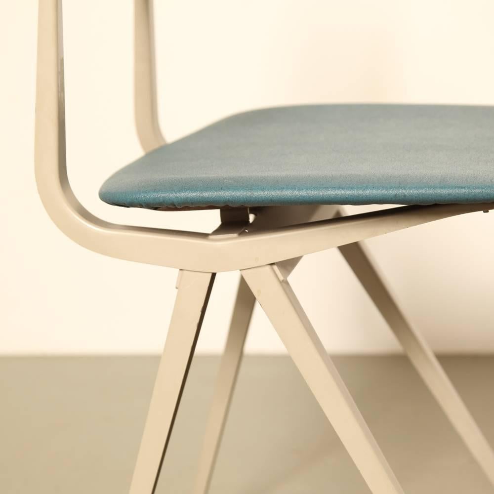 Result Chair by Friso Kramer and Wim Rietveld for Ahrend 1