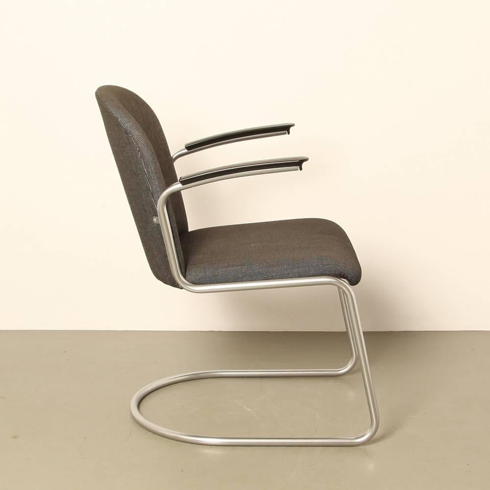 Name: 413-RL
Designer: W.H. Gispen
Manufacturer: Gebroeders van der Stroom, Asperen, the Netherlands
Design year: 1937

Originally the 413 was an arm-chair; the 413-R is version where you sit straight-up. The back comes in two heights: ours is