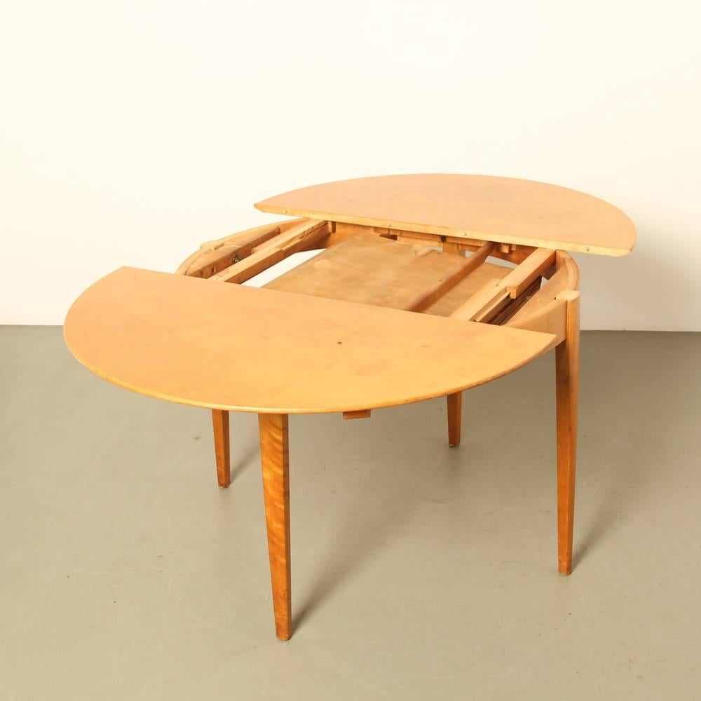 Extendable Table by Bengt Akerblom and Gunnar Eklöf for Akerblom Stolen, Sweden In Good Condition In Amsterdam, NL
