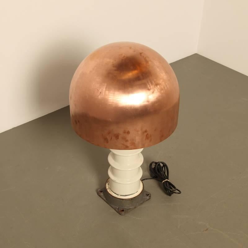 Contemporary Copper Top Isolator Table Light For Sale