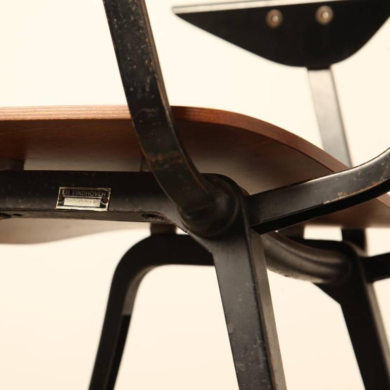 Revolt Chair by Friso Kramer for Ahrend Cirkel with Armrests For Sale 1