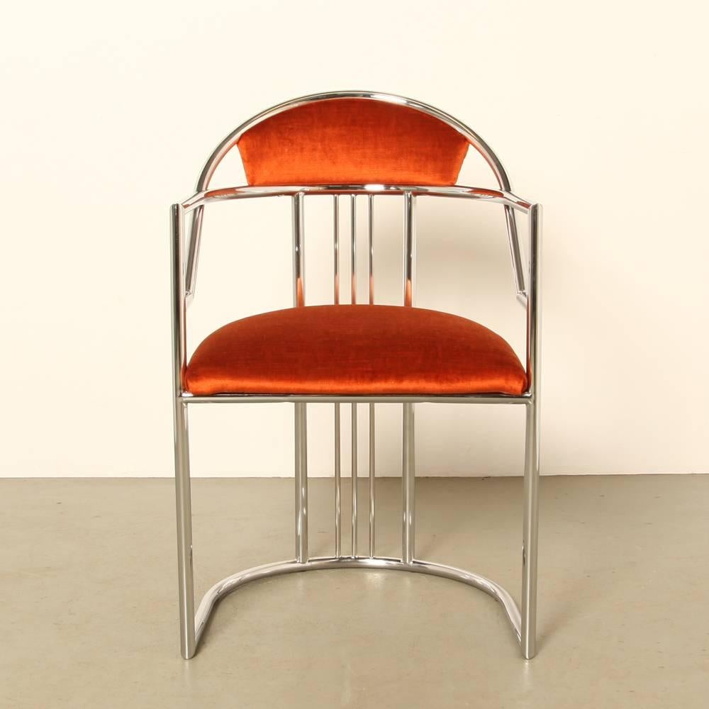 20th Century Pair of Eileen Gray Style Bent Chroom Tube Chairs For Sale