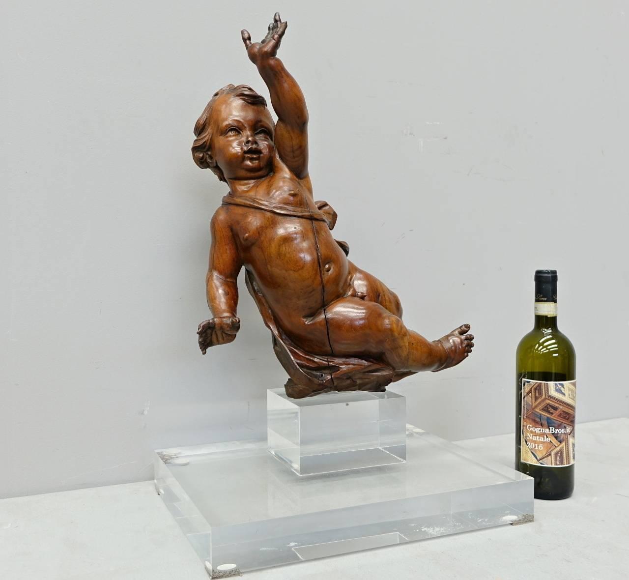 17th Century Old Carved Walnut Two Putti by Andrea Brustolon In Good Condition For Sale In Tortona, Alessandria