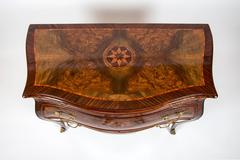 Very Elegant Pair of Serpentine Commodes