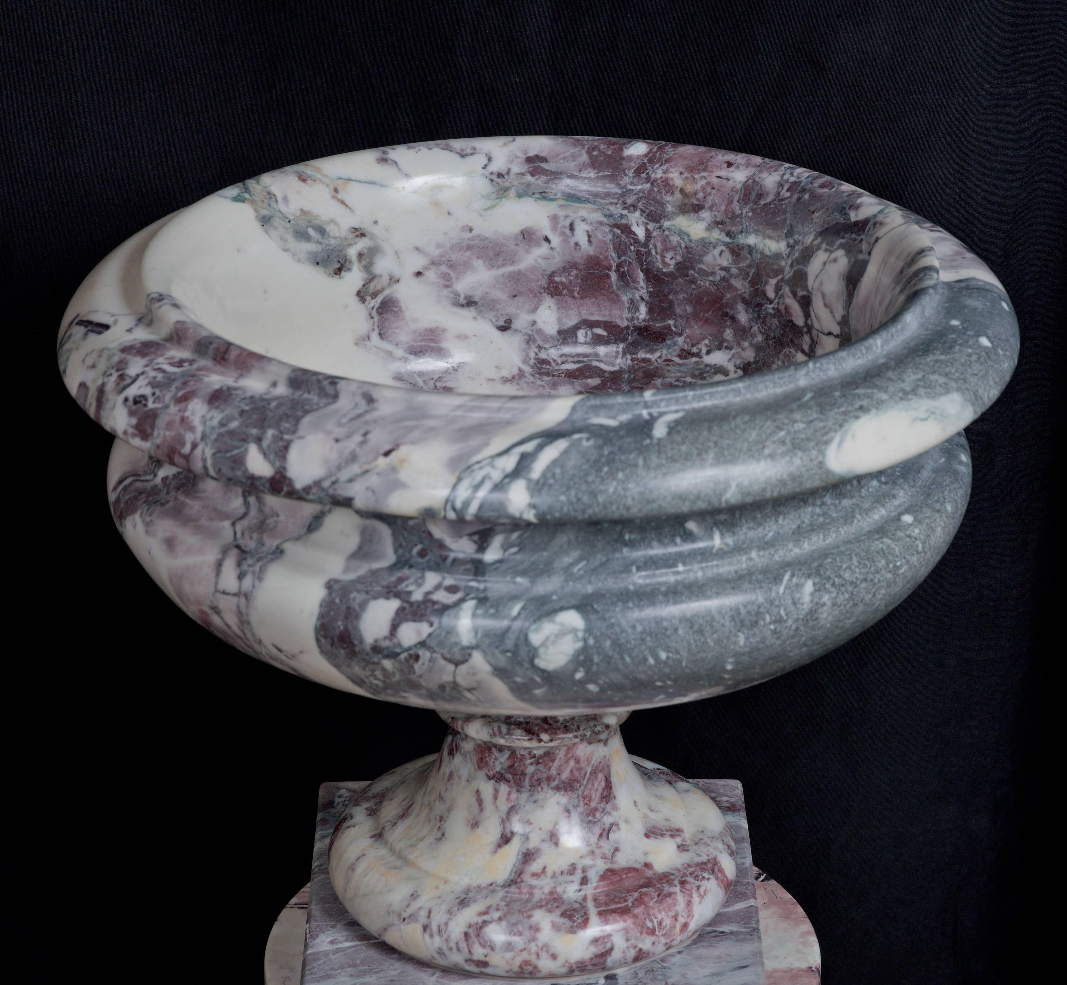 Italian Marble Vase in Neoclassical Style 2