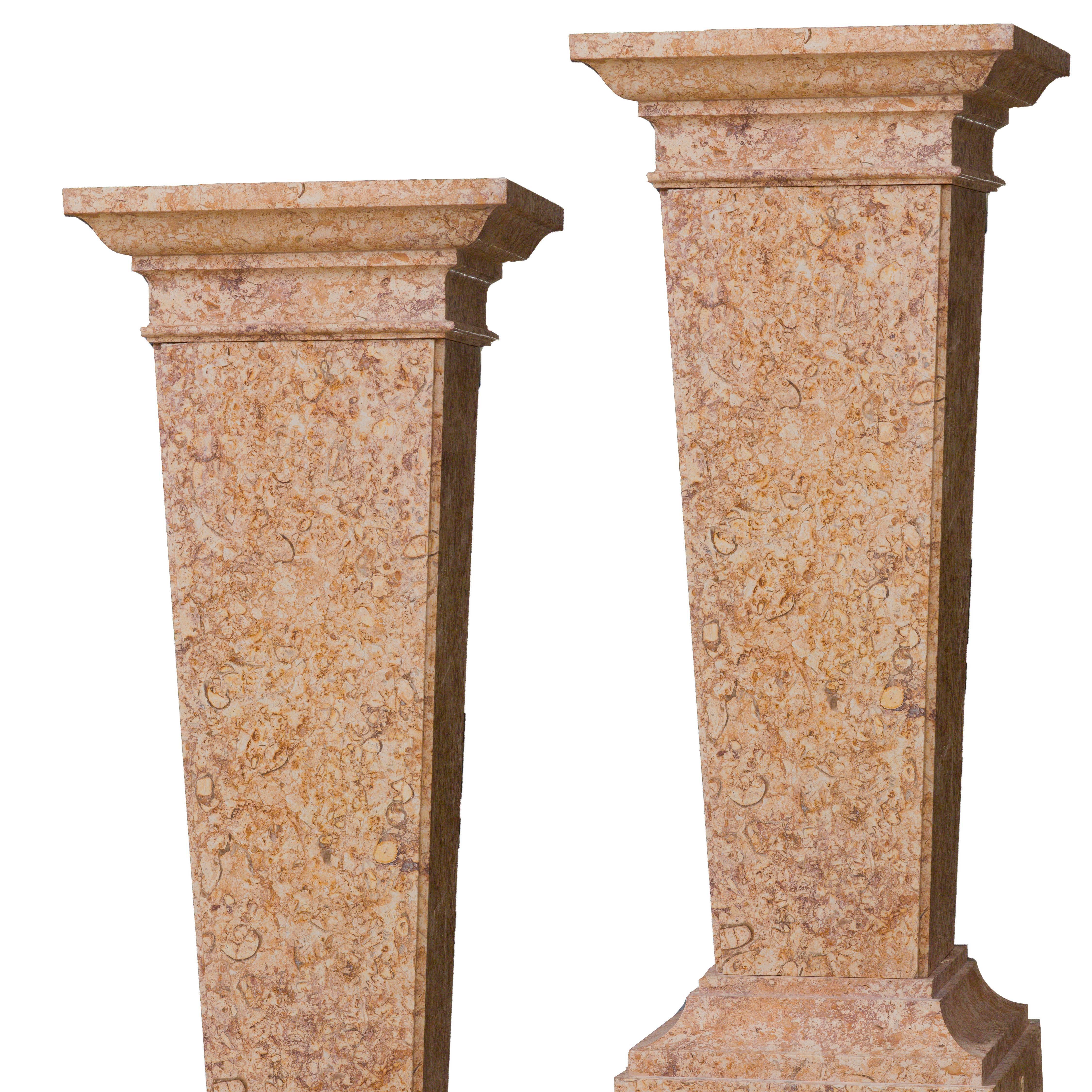 Neoclassical Style pair of Pedestal in Marble Broccatello di Spagna In Excellent Condition In Roma, IT