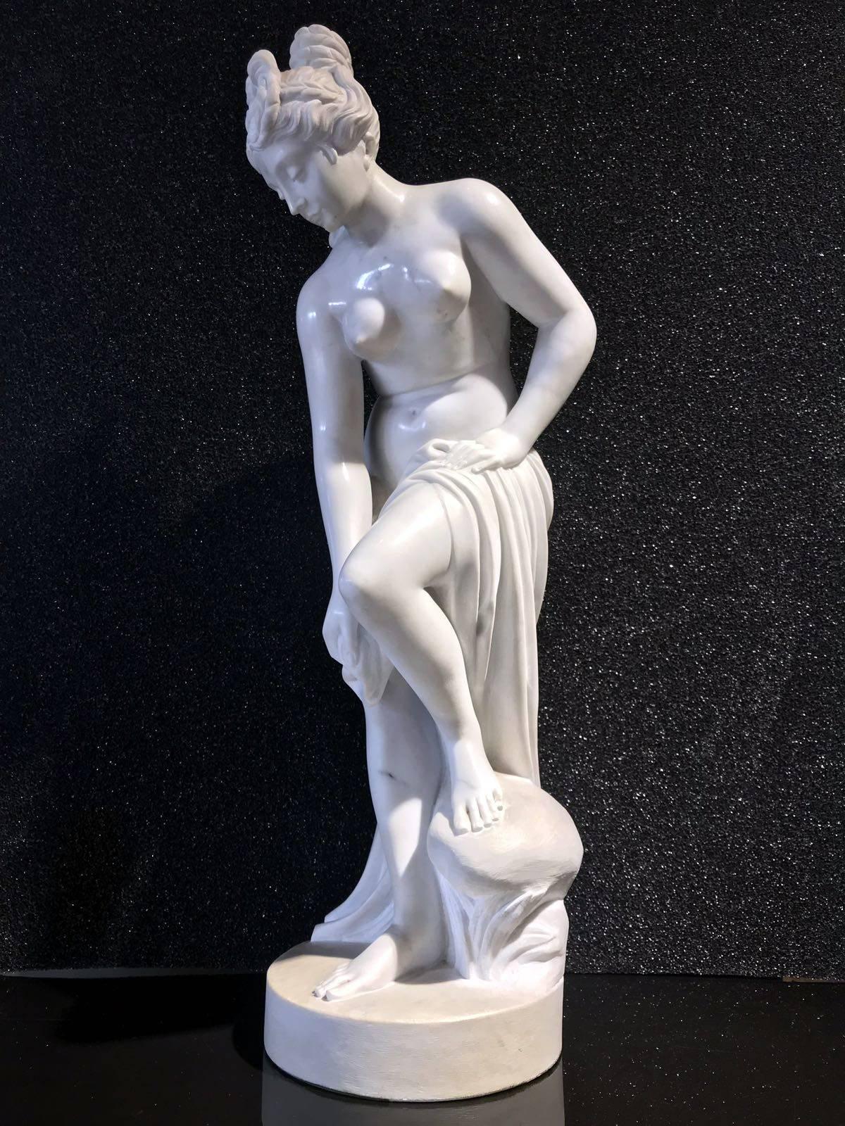 20th Century Italia Marble Statue of Venus at Bath by Giuseppe  Giannoni For Sale 3