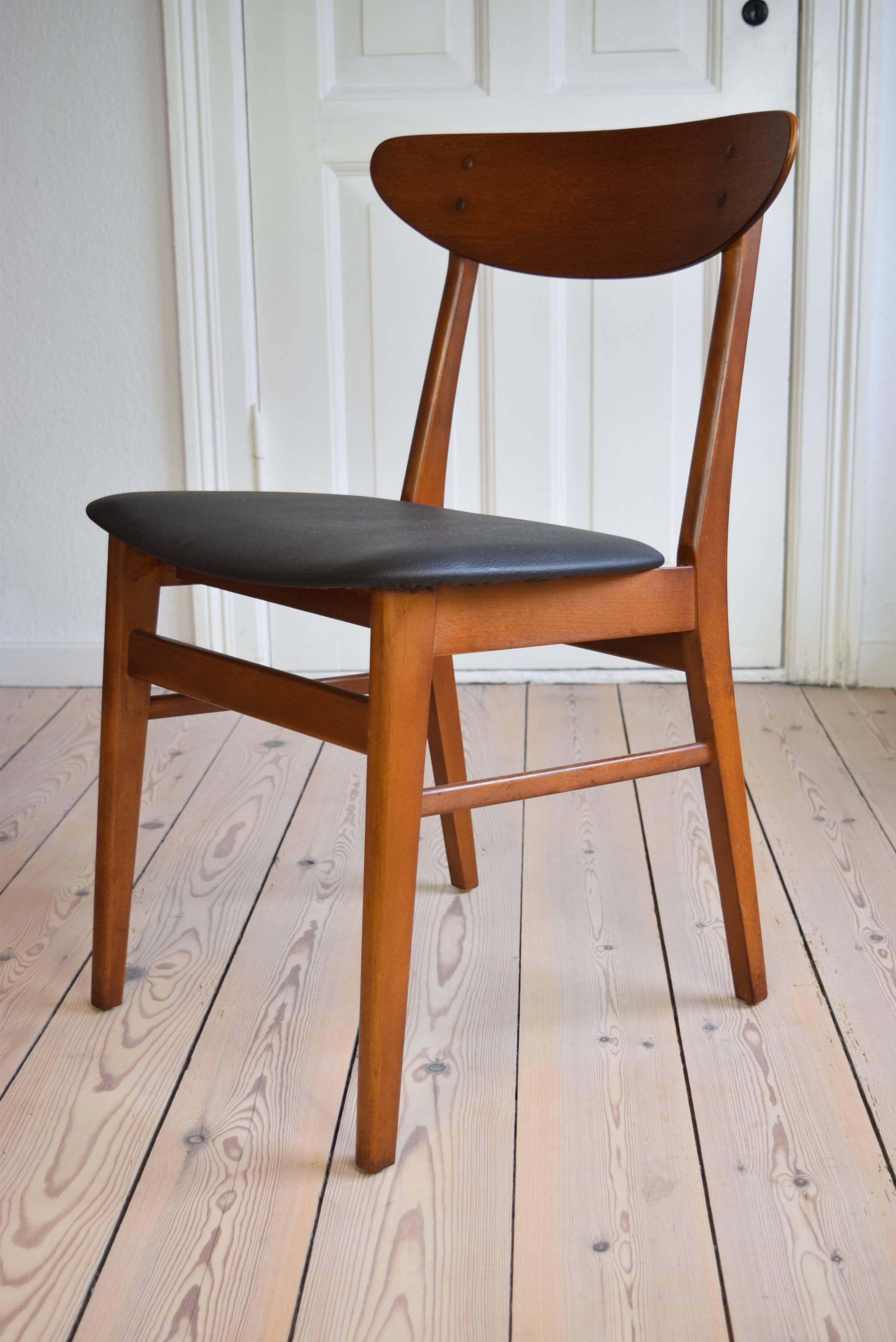 Danish Teak and Beech #210 Farstrup Dining Chairs In Good Condition In Nyborg, DK
