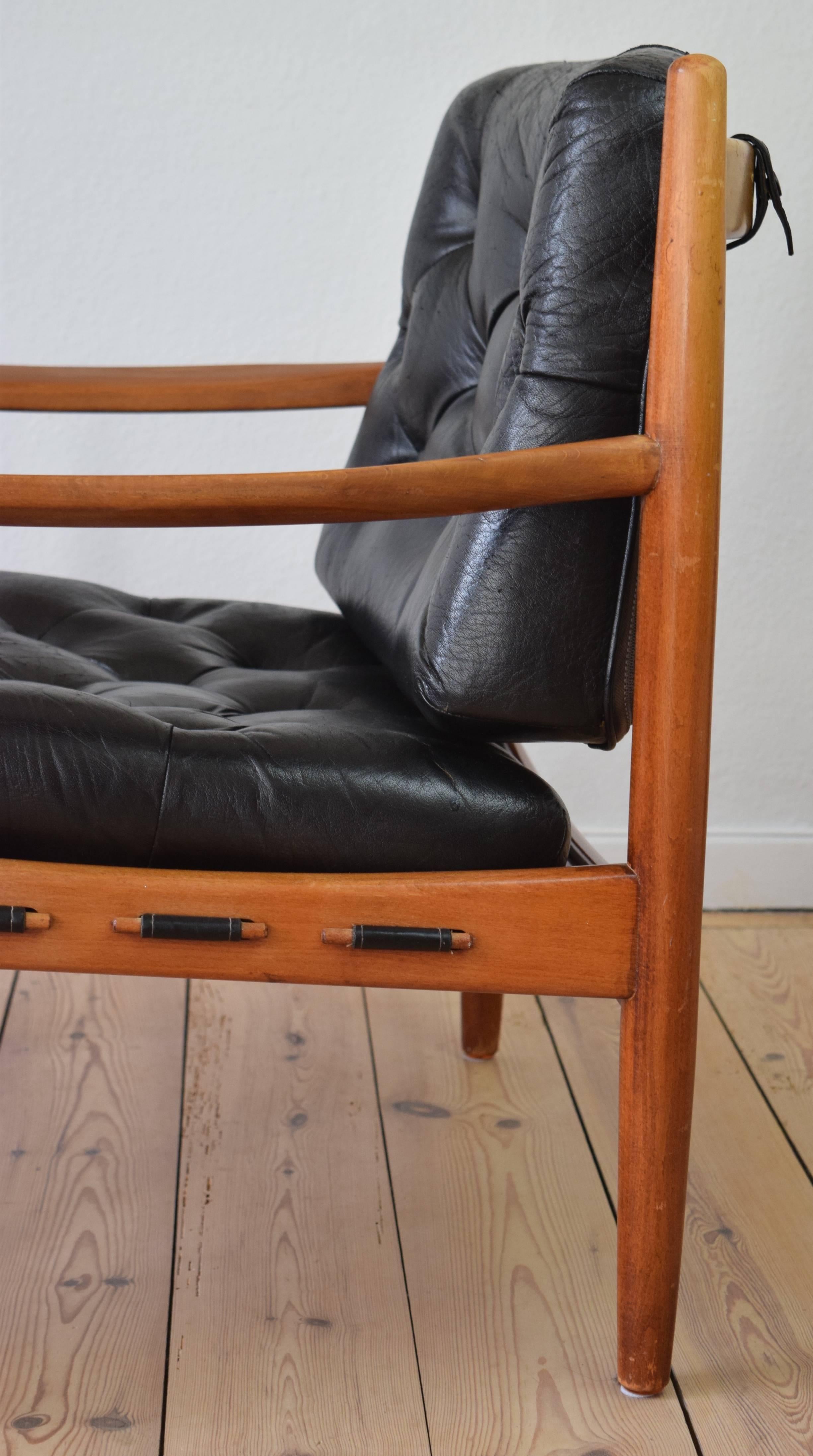 Mid-20th Century Danish Leather Lounge Chair, 1960s