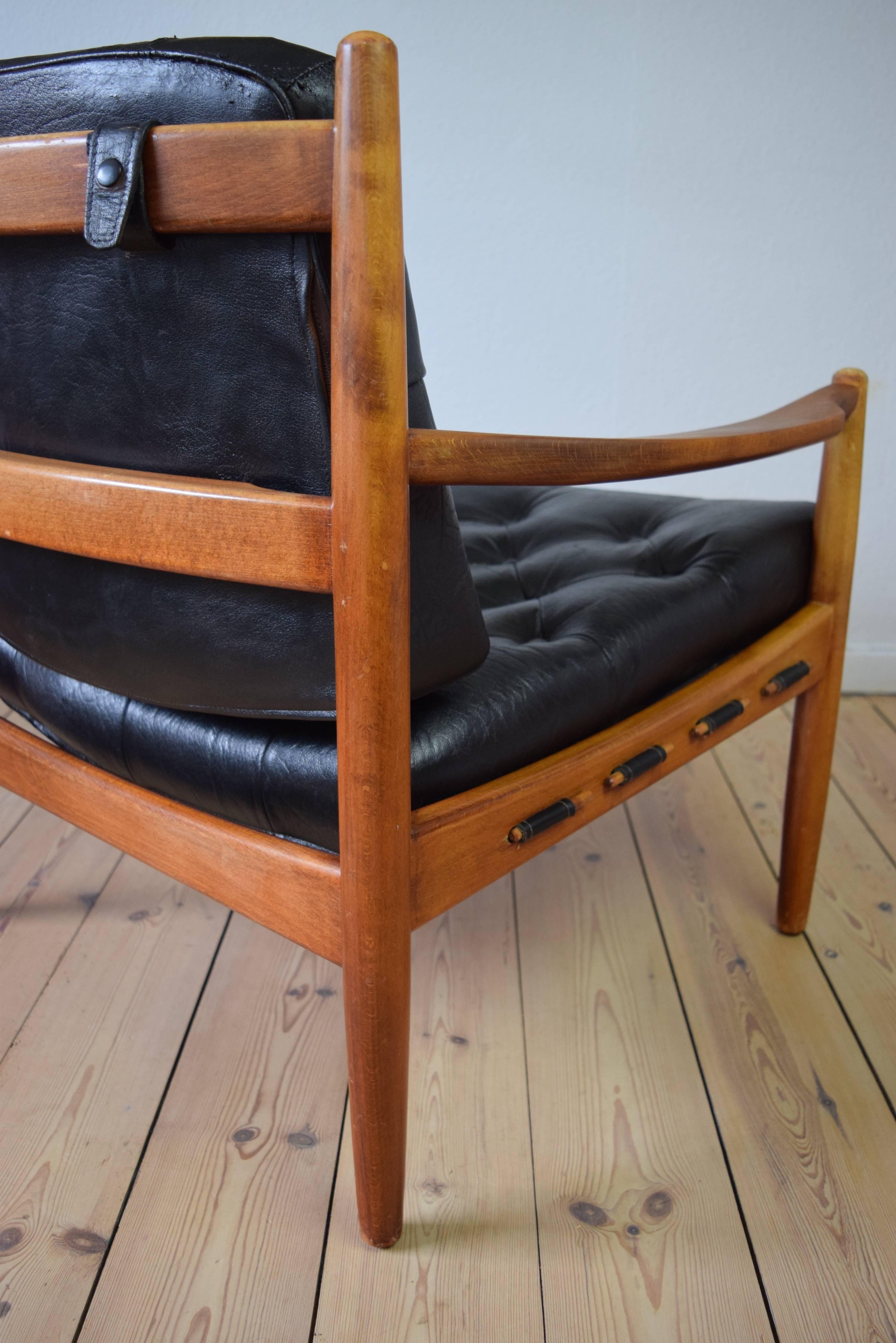 Danish Leather Lounge Chair, 1960s 3