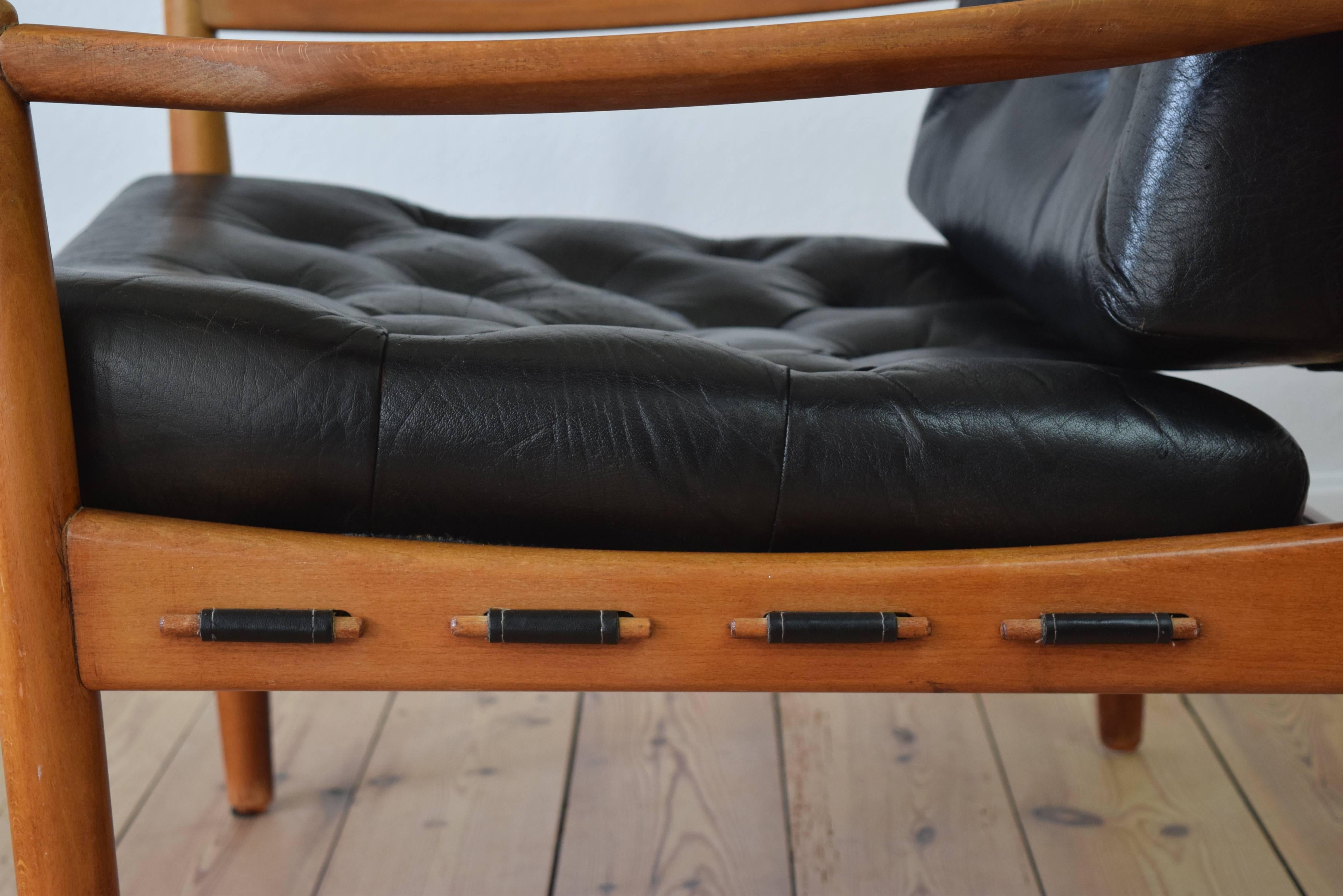Danish Leather Lounge Chair, 1960s In Good Condition In Nyborg, DK