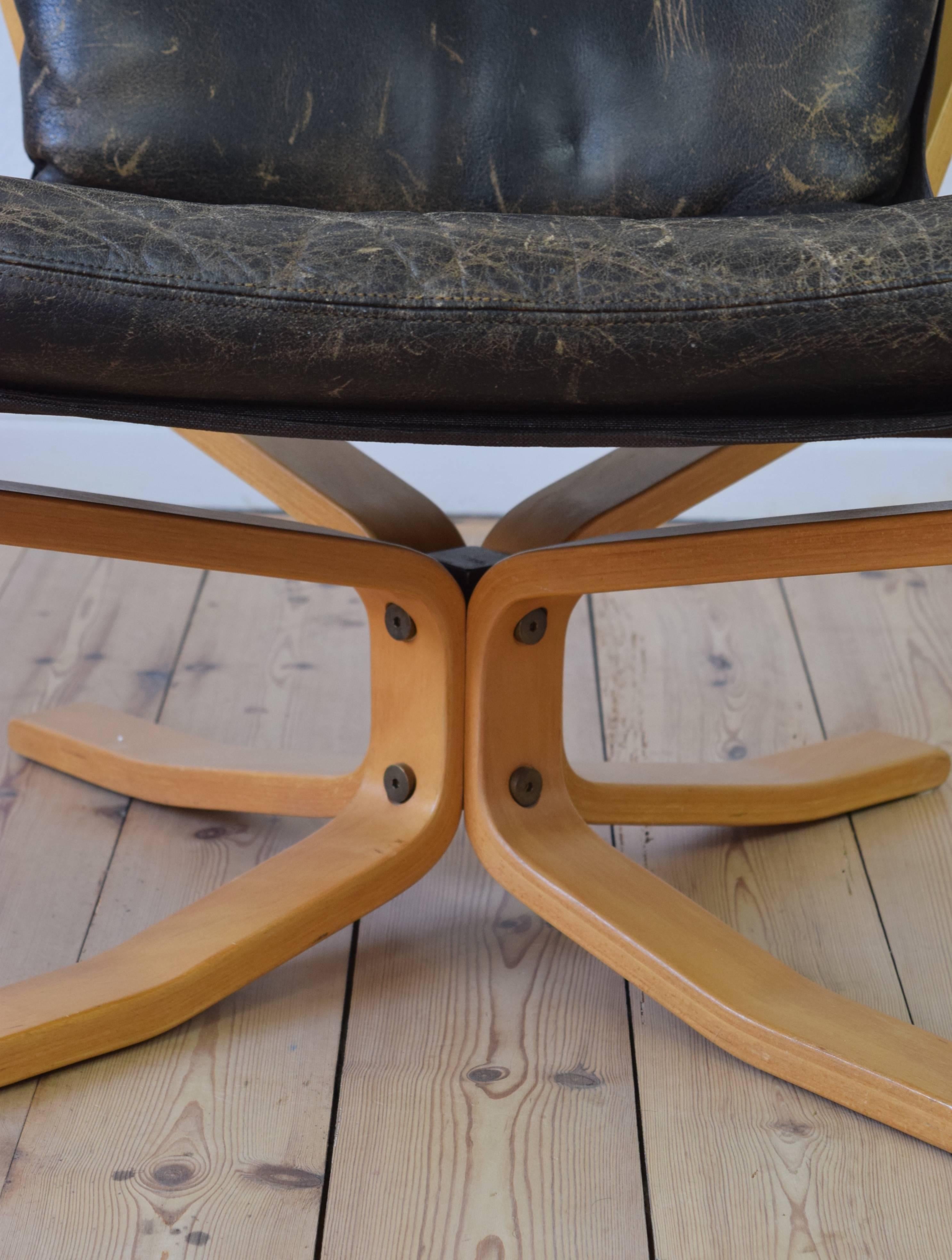 Falcon Chair with Buffalo Leather by Sigurd Ressell In Good Condition In Nyborg, DK
