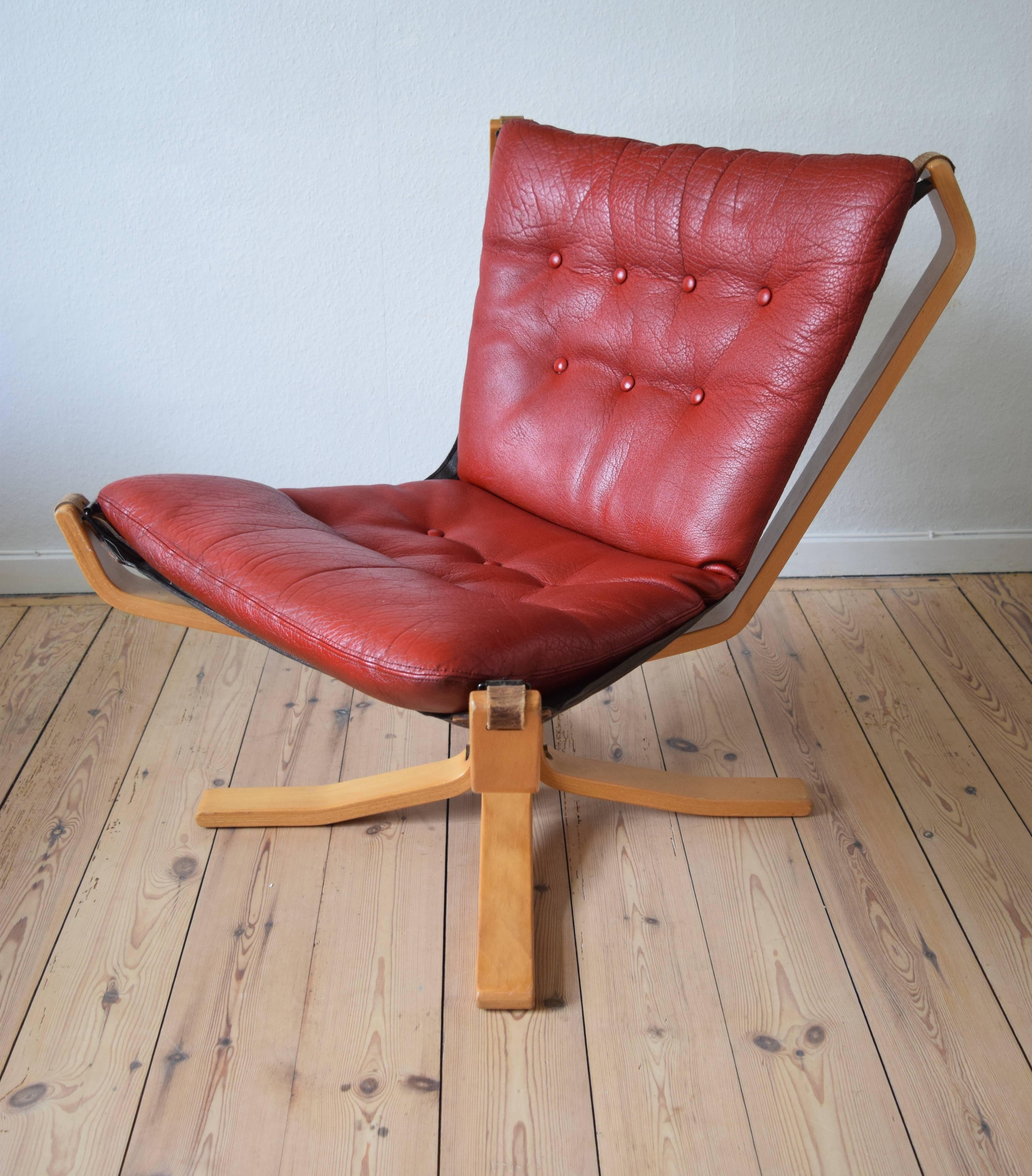 Mid-Century Falcon Chair with Buffalo Leather by Sigurd Ressell 4