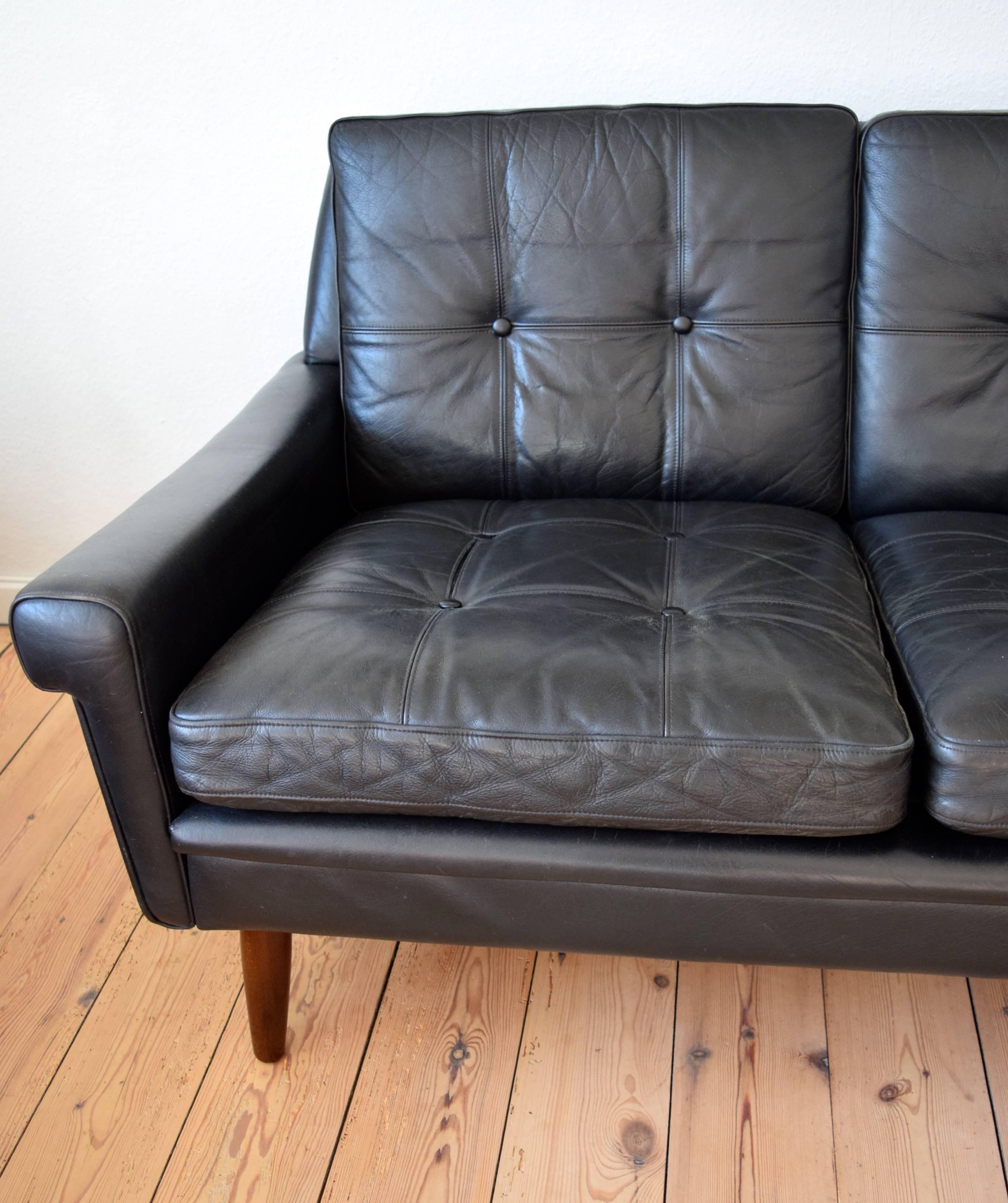 Leather Danish Vintage Sofa from Skipper Møbler, 1960s