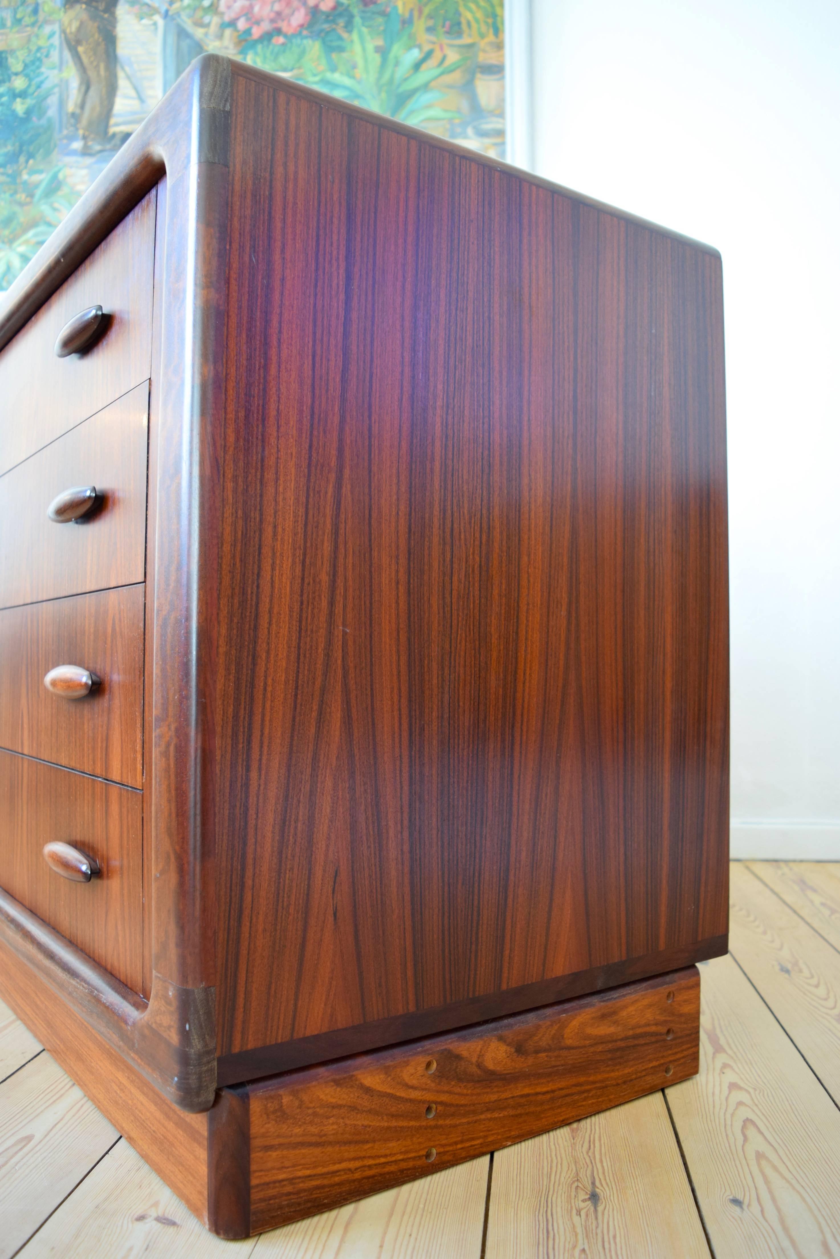 Rosewood Chest of Drawers by Dyrland In Good Condition For Sale In Nyborg, DK
