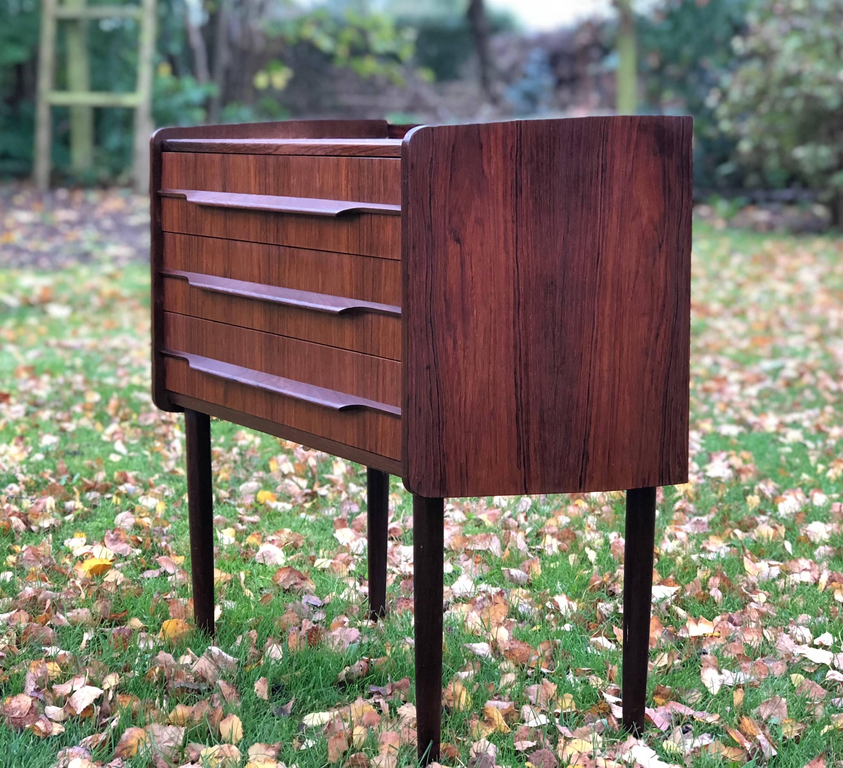 Danish Midcentury Three-Drawer Rosewood Chest of Drawers, 1960s For Sale 3