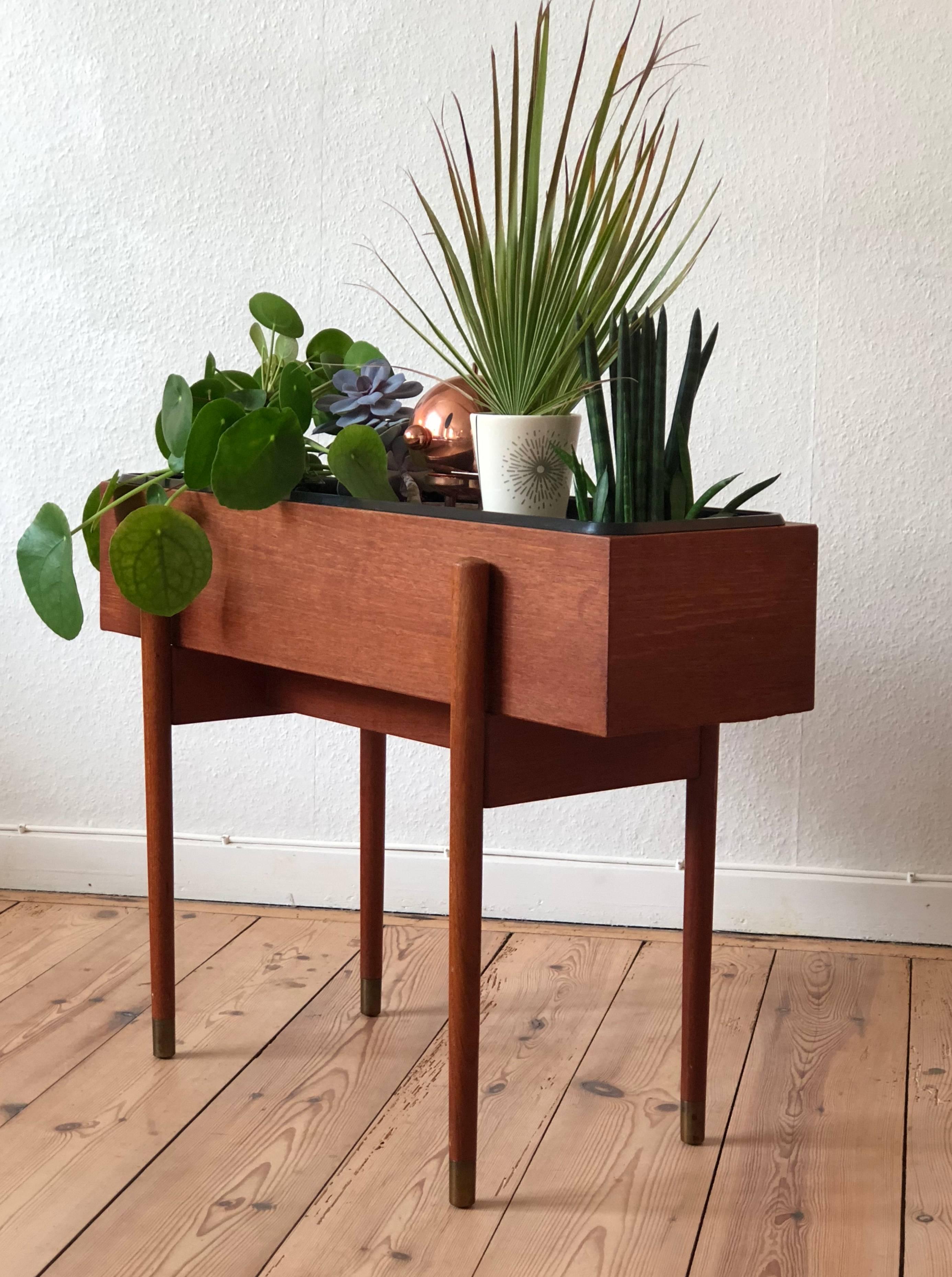 Midcentury Danish Teak Planter 1