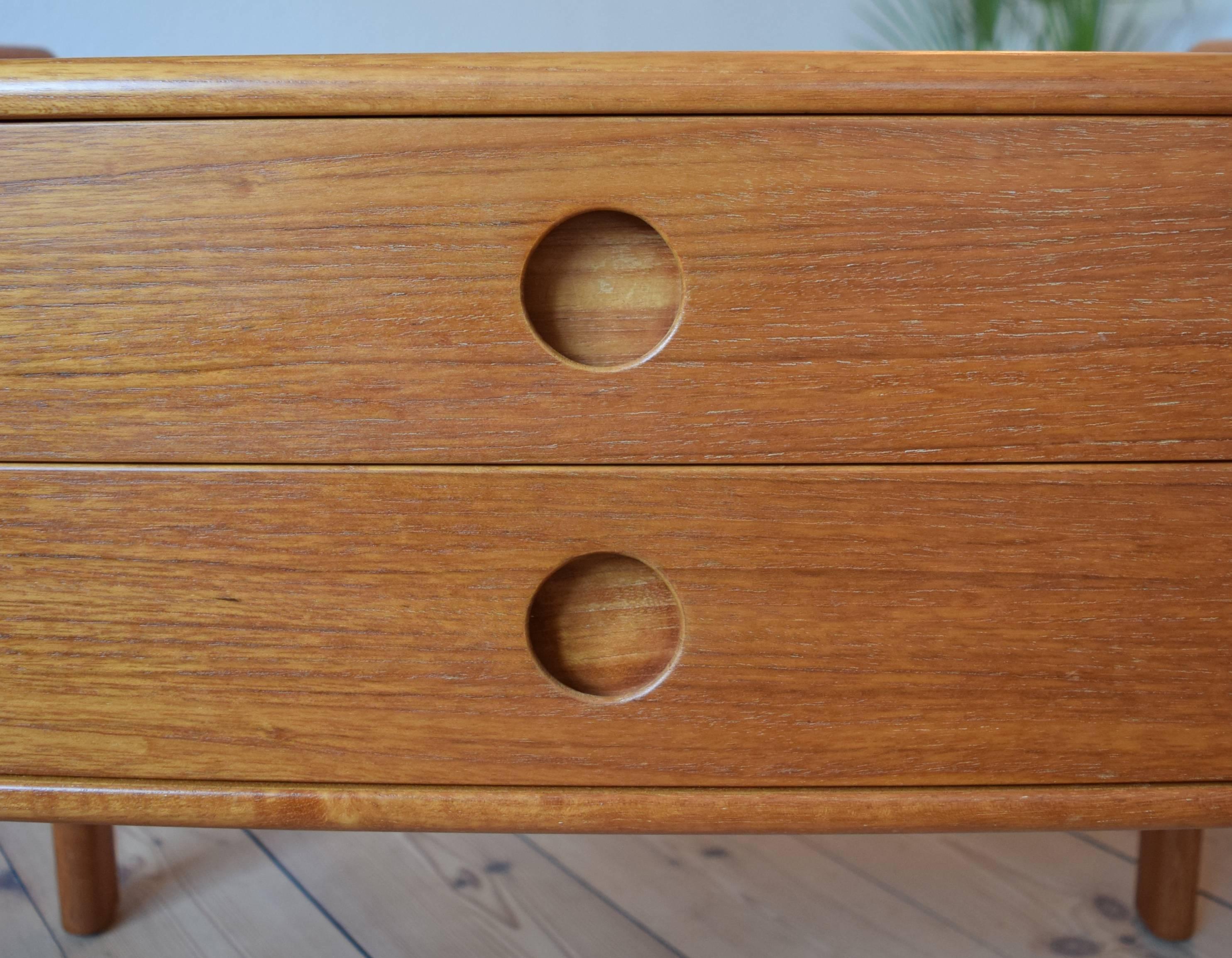 Danish Midcentury Kai Kristiansen Teak Chest from Vildbjerg, 1960's. For Sale 4