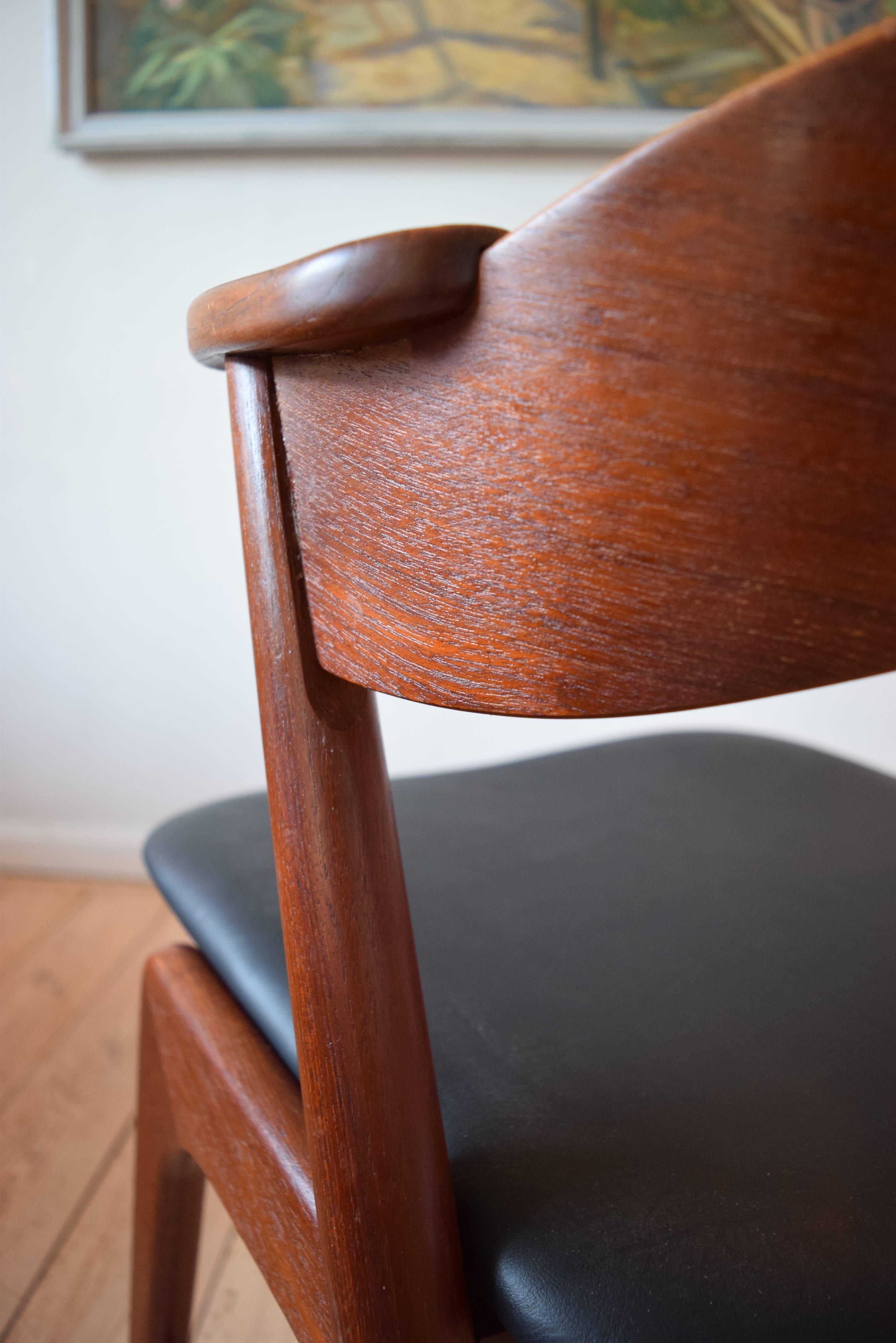 Danish Midcentury Teak Armchair by Kai Kristiansen For Sale 2