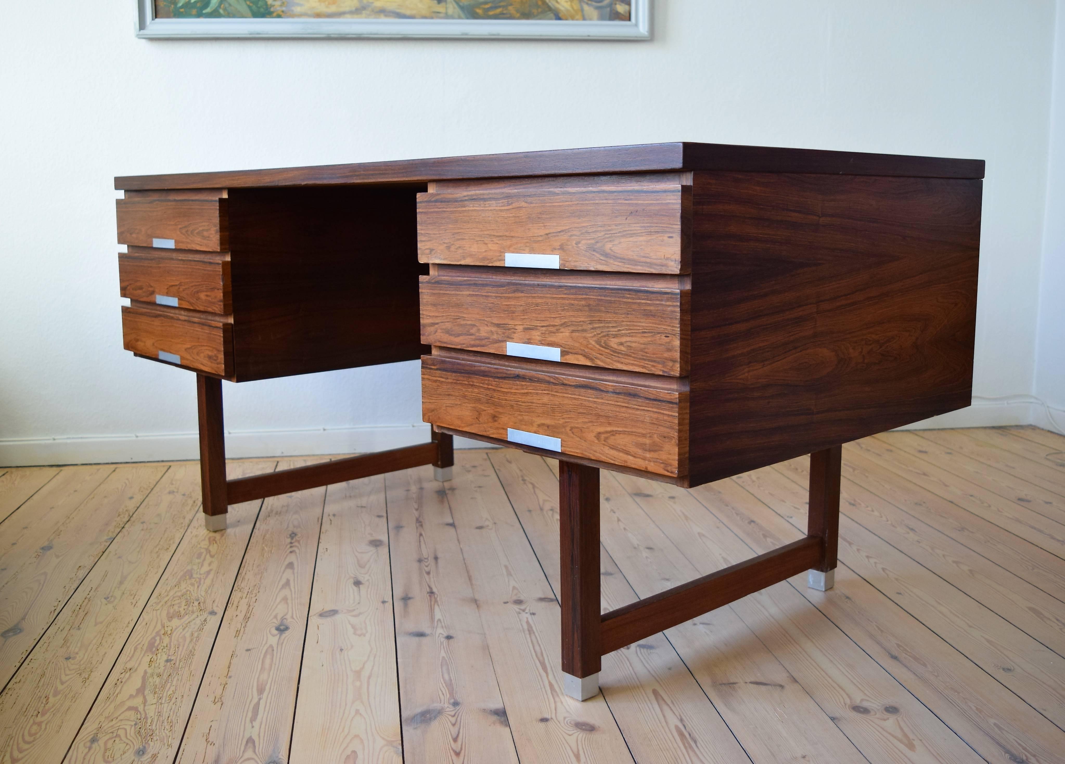 EP401 Rosewood Executive Desk by Kai Kristiansen for Schou Andersen, 1960s In Good Condition For Sale In Nyborg, DK