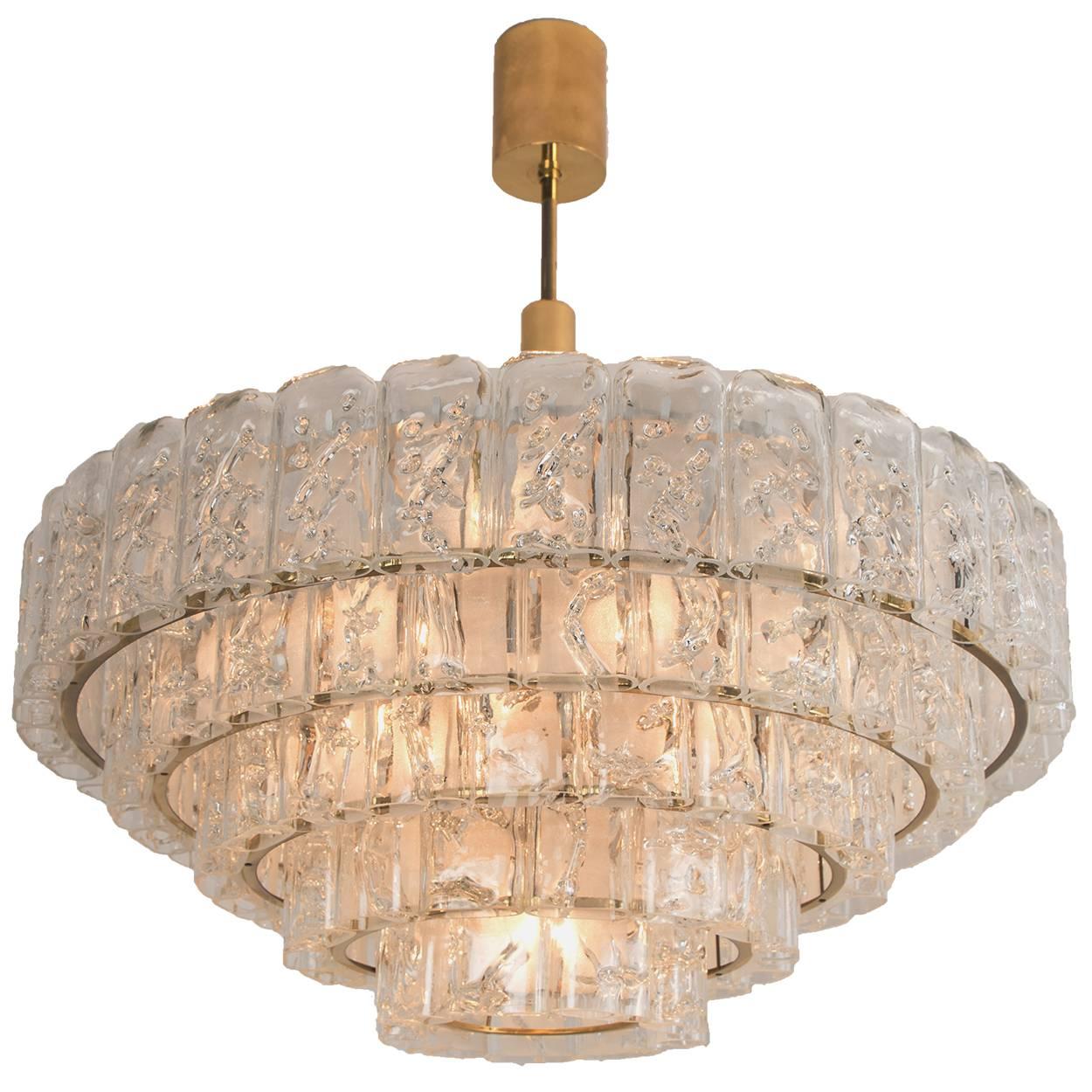 We offer a amazing set of high-end Doria light fixtures. The set is executed to a high standard. Beautiful craftsmanship. The light fixtures not only function as light source but also as a sculptural component. 

The stylish and clean elegance of