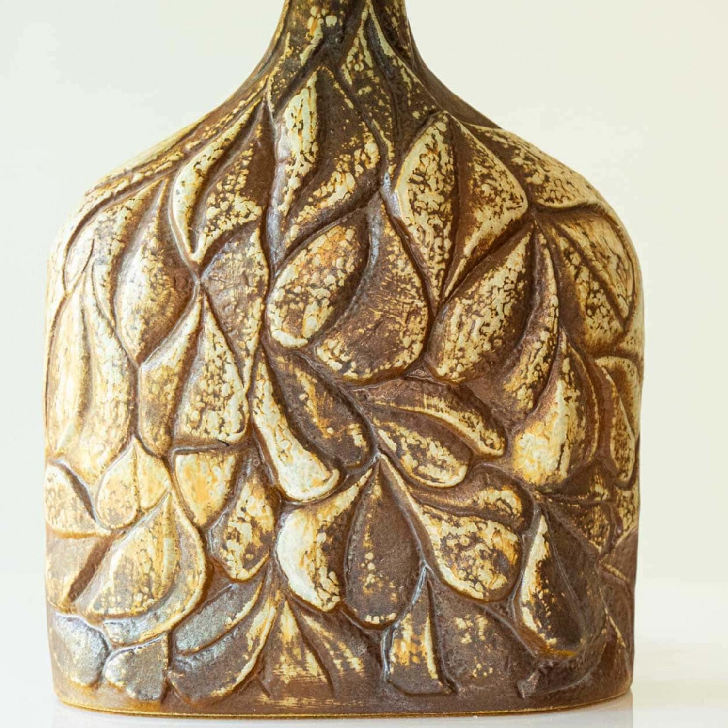 Céramique 1 des 4 lampes de table en céramique bleue et brune, abat-jour sur mesure de R. Houben en vente