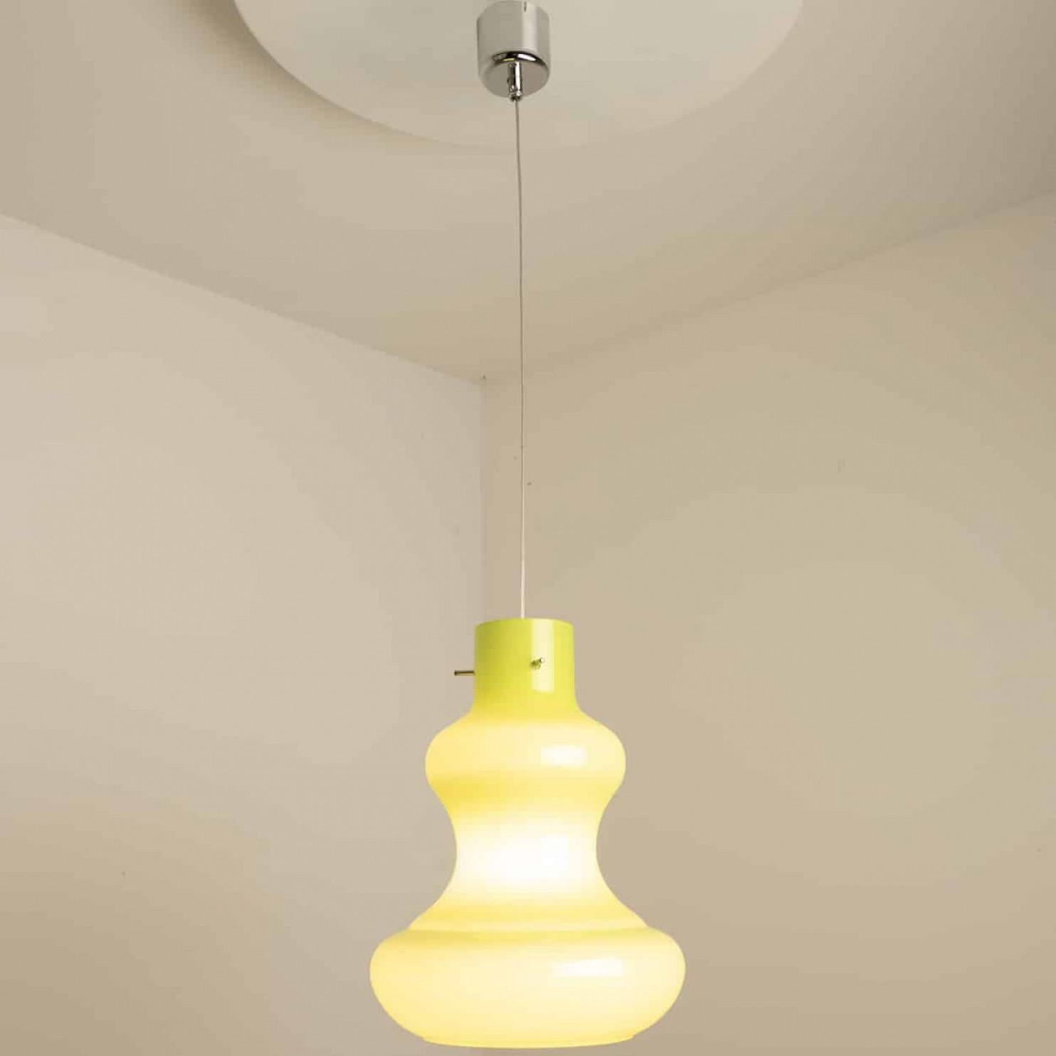 Diverse lampade a sospensione in vetro di Murano di Massimo Vignelli per Venini, 1960 in vendita 2