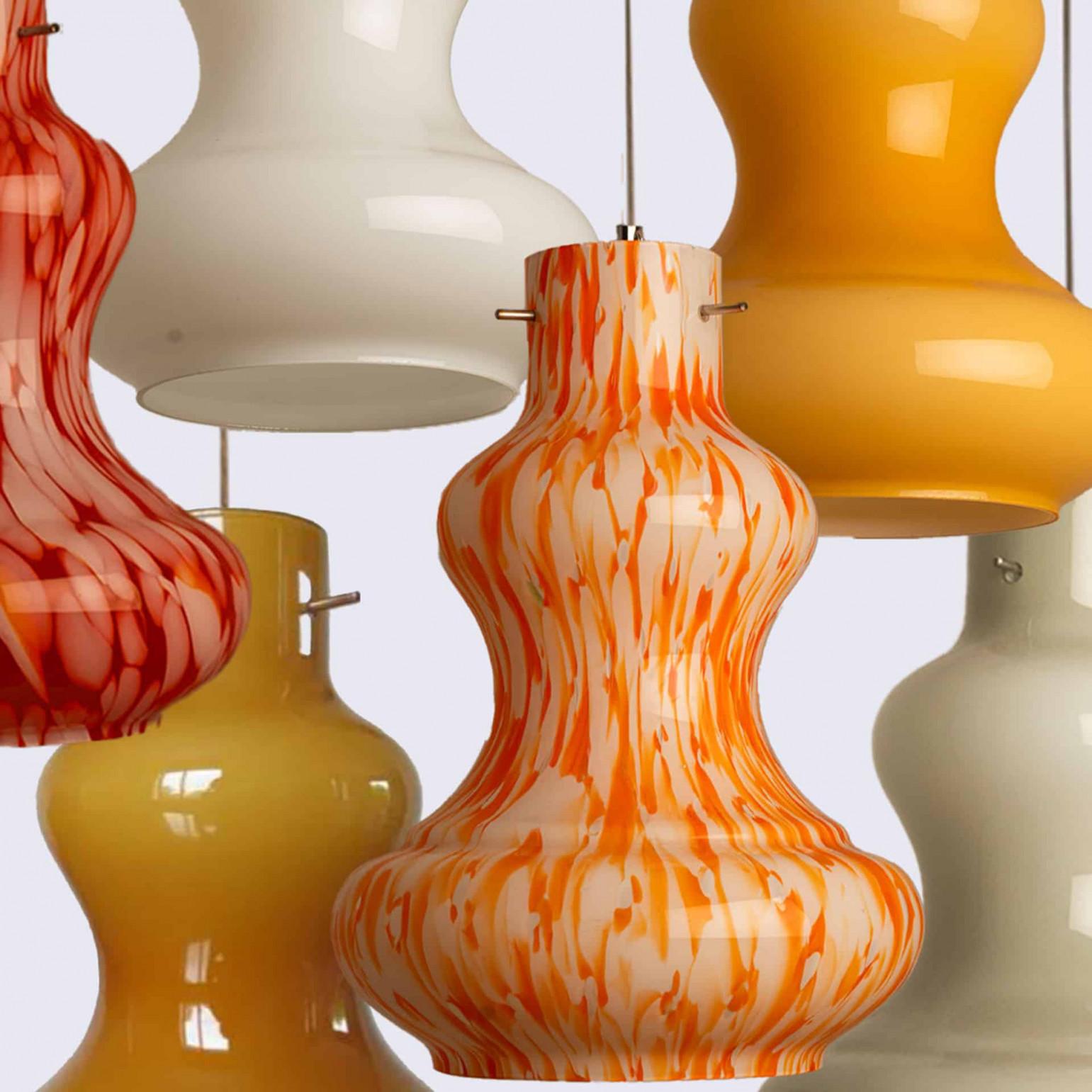 Moderno Diverse lampade a sospensione in vetro di Murano di Massimo Vignelli per Venini, 1960 in vendita