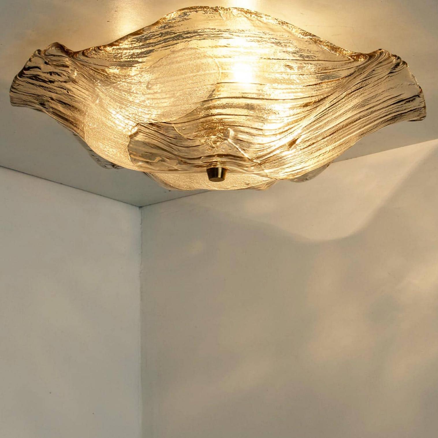 Fatto a mano J.T. Kalmar Franken, lampade da parete a incasso in vetro trasparente, 1960 in vendita