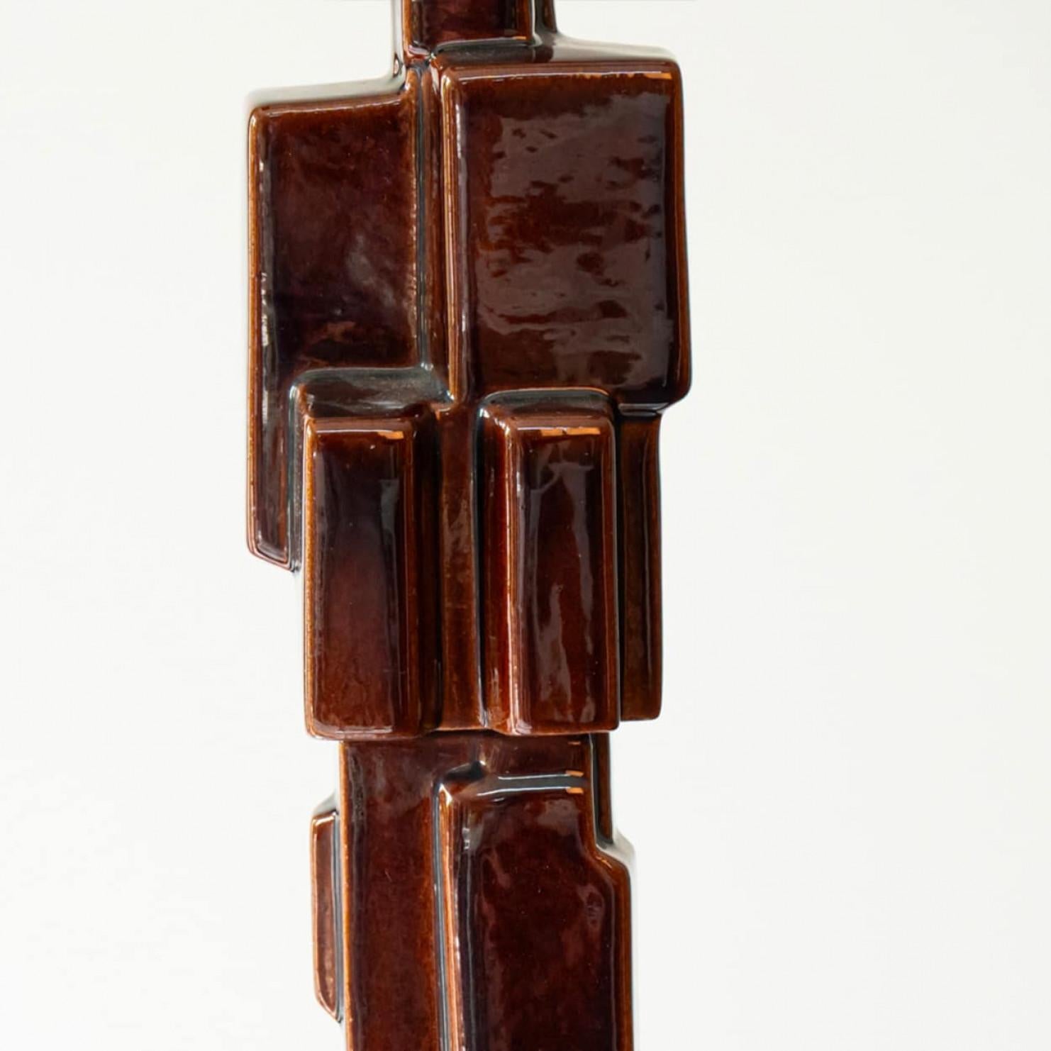 Danish XXL Dark Brown Brutalist Ceramic Floor Lamp, Custom Made Lampshade by R. Houben For Sale