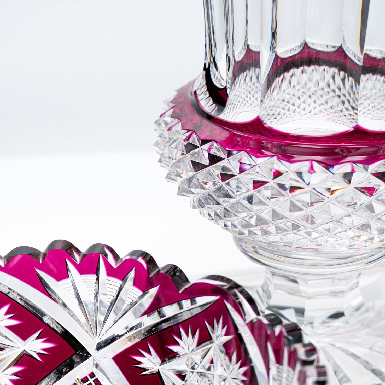 Set di 2 oggetti Baccarat e Saint Louis, cristallo viola, Francia, 1930 In condizioni buone in vendita a Rijssen, NL