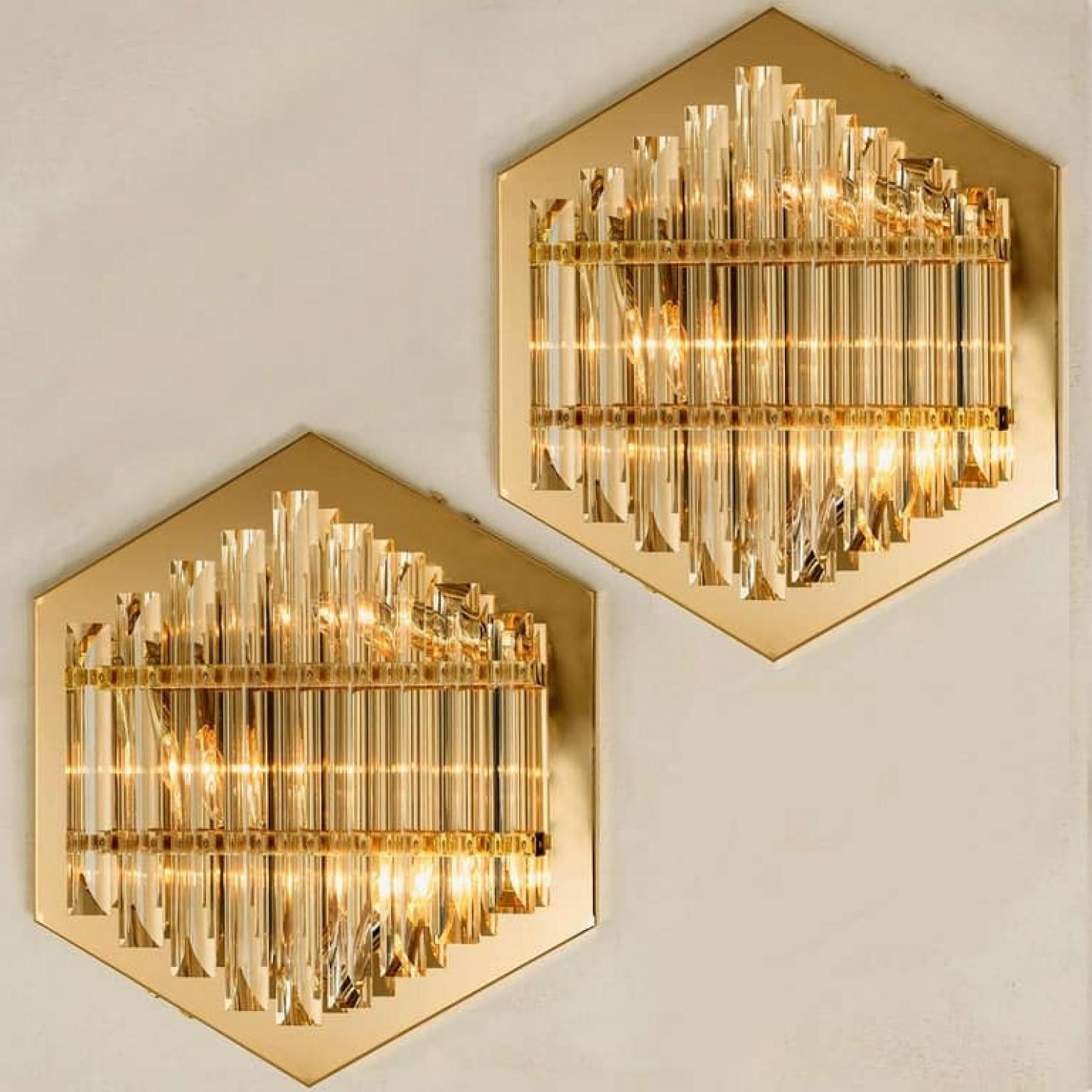 Fin du 20e siècle 1 des 6 grandes appliques en verre de style Venini avec des cristaux tripodes, 1969 en vente