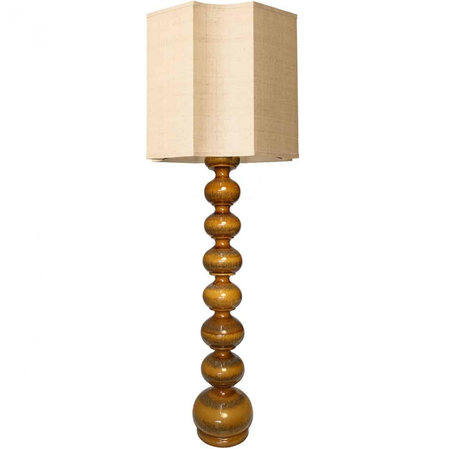 20th Century Ceramic Lamp with New Silk Custom Made Lampshades René Houben For Sale