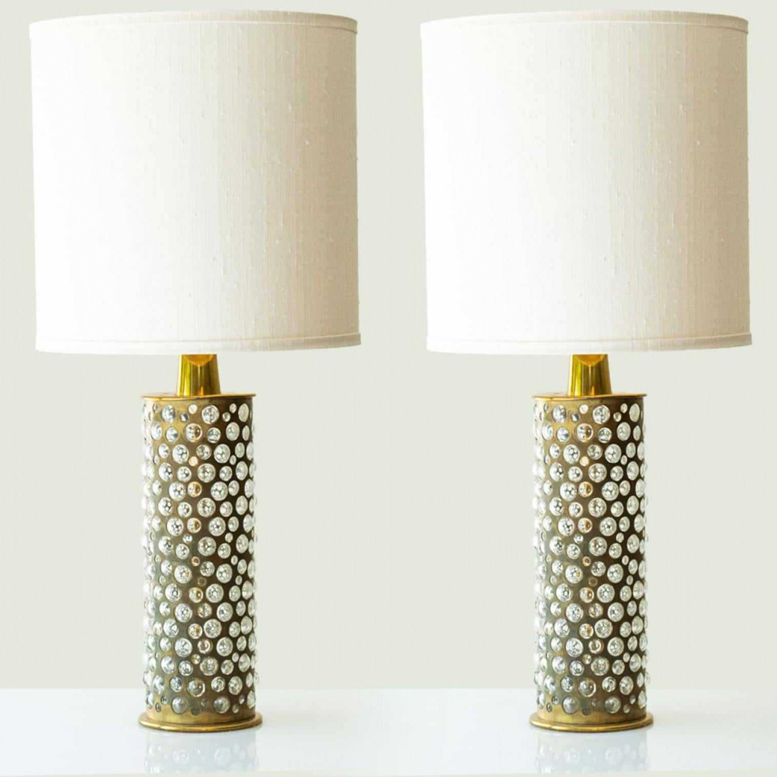 Pair of  heavy quality ceramic  table lamp, Fagerlund, Denmark, 1970s. A set is rare to find.

This  lamp base brings refined elegance and rich visual appeal to any interior. With its beautiful shape, it offers a unique presence.

This brass and