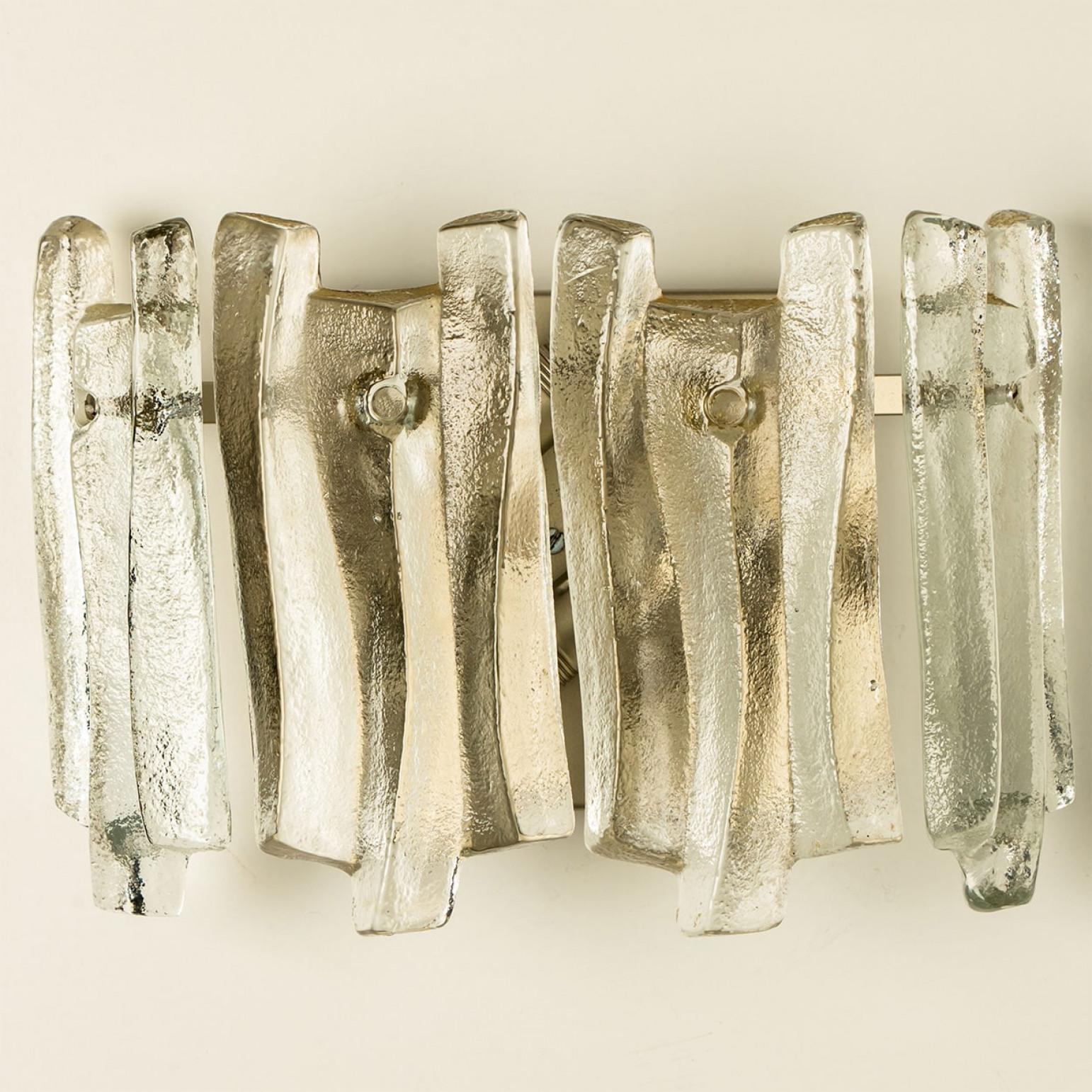 1 of the 4 Textured Ice Glass Chrome Wall Lights  Kalmar, 1970 For Sale 4
