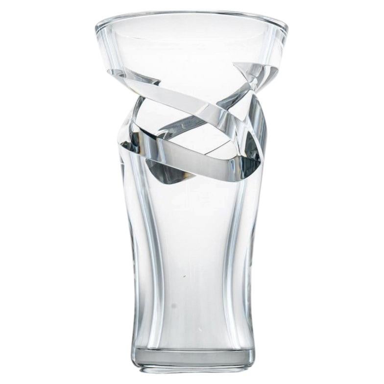 Bellissimo vaso di cristallo trasparente Baccarat, Francia in vendita